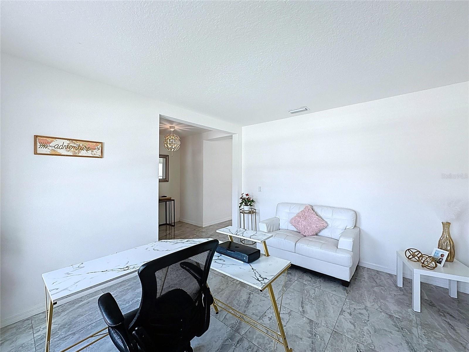 Image 11 of 95 For 1181 Lone Palm Way
