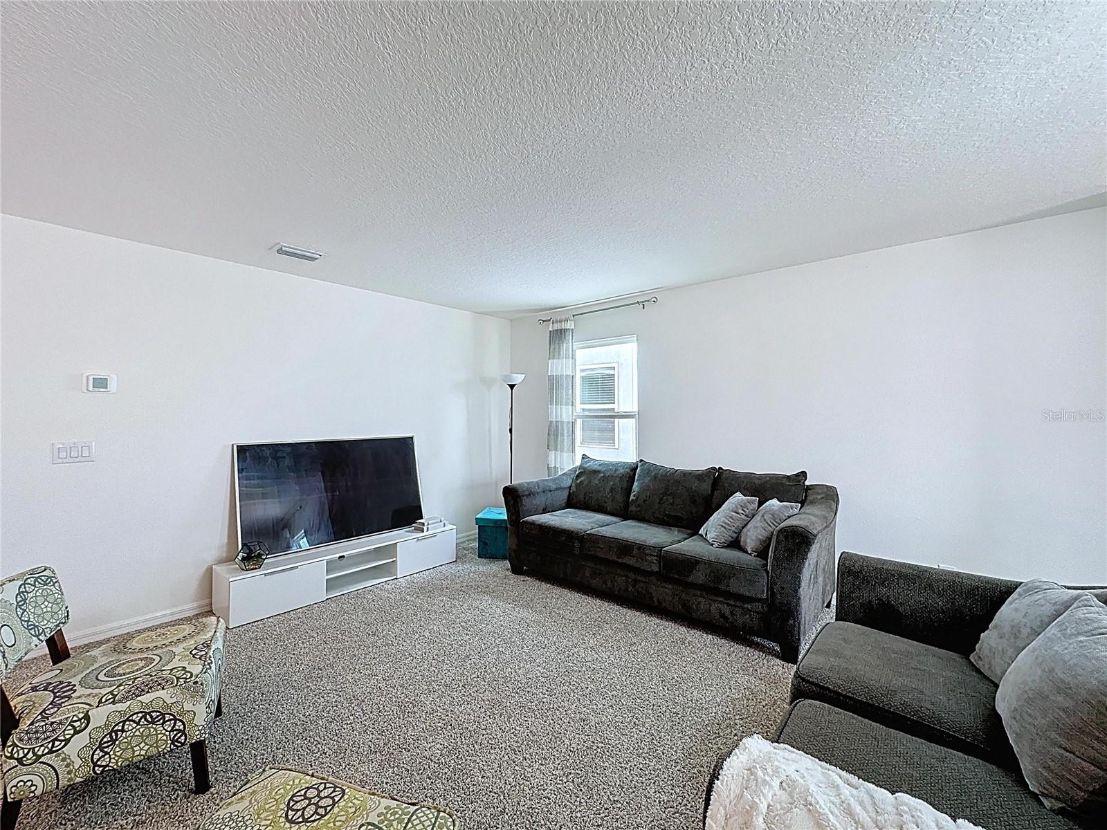 Image 36 of 95 For 1181 Lone Palm Way