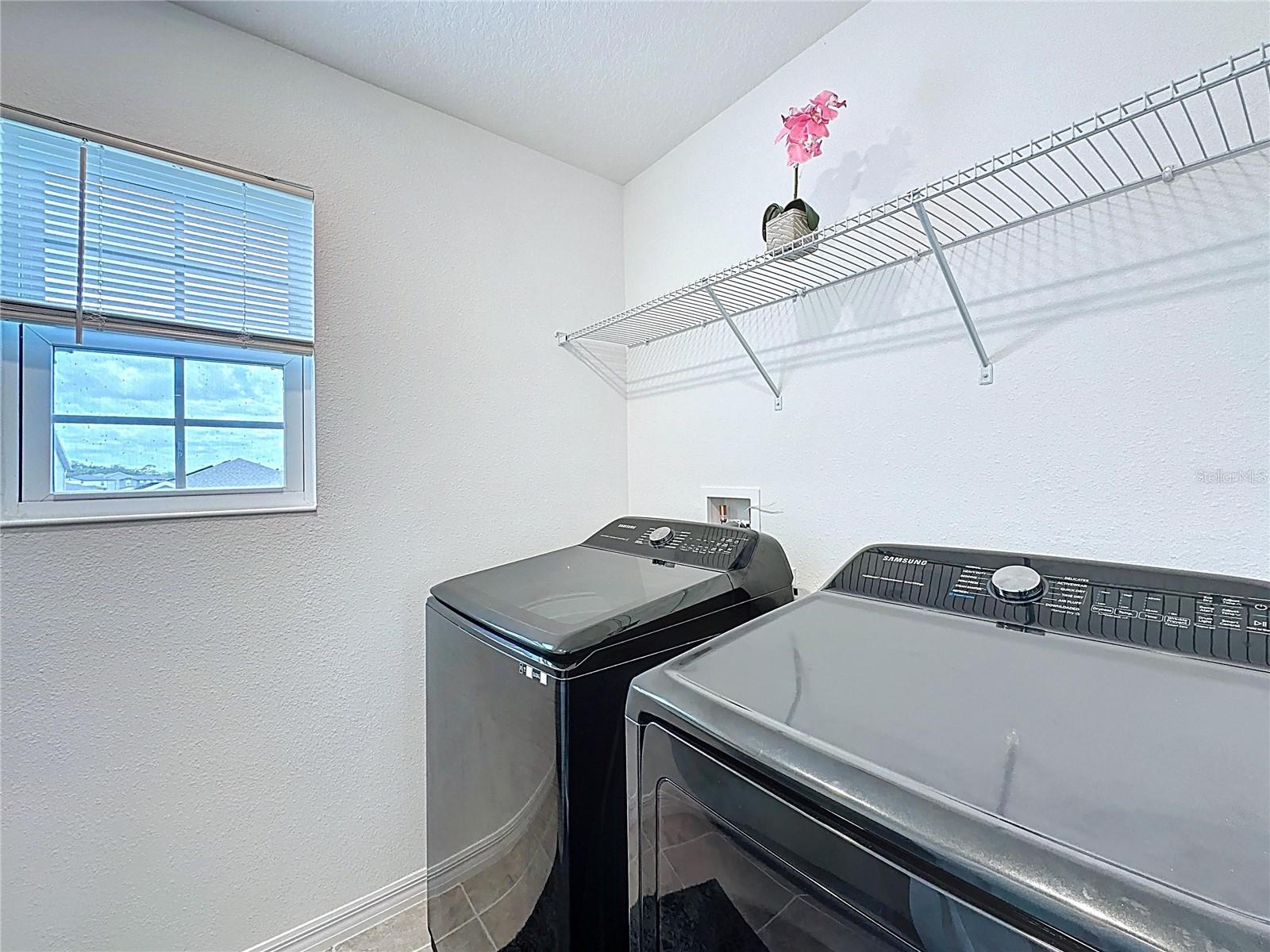 Image 78 of 95 For 1181 Lone Palm Way