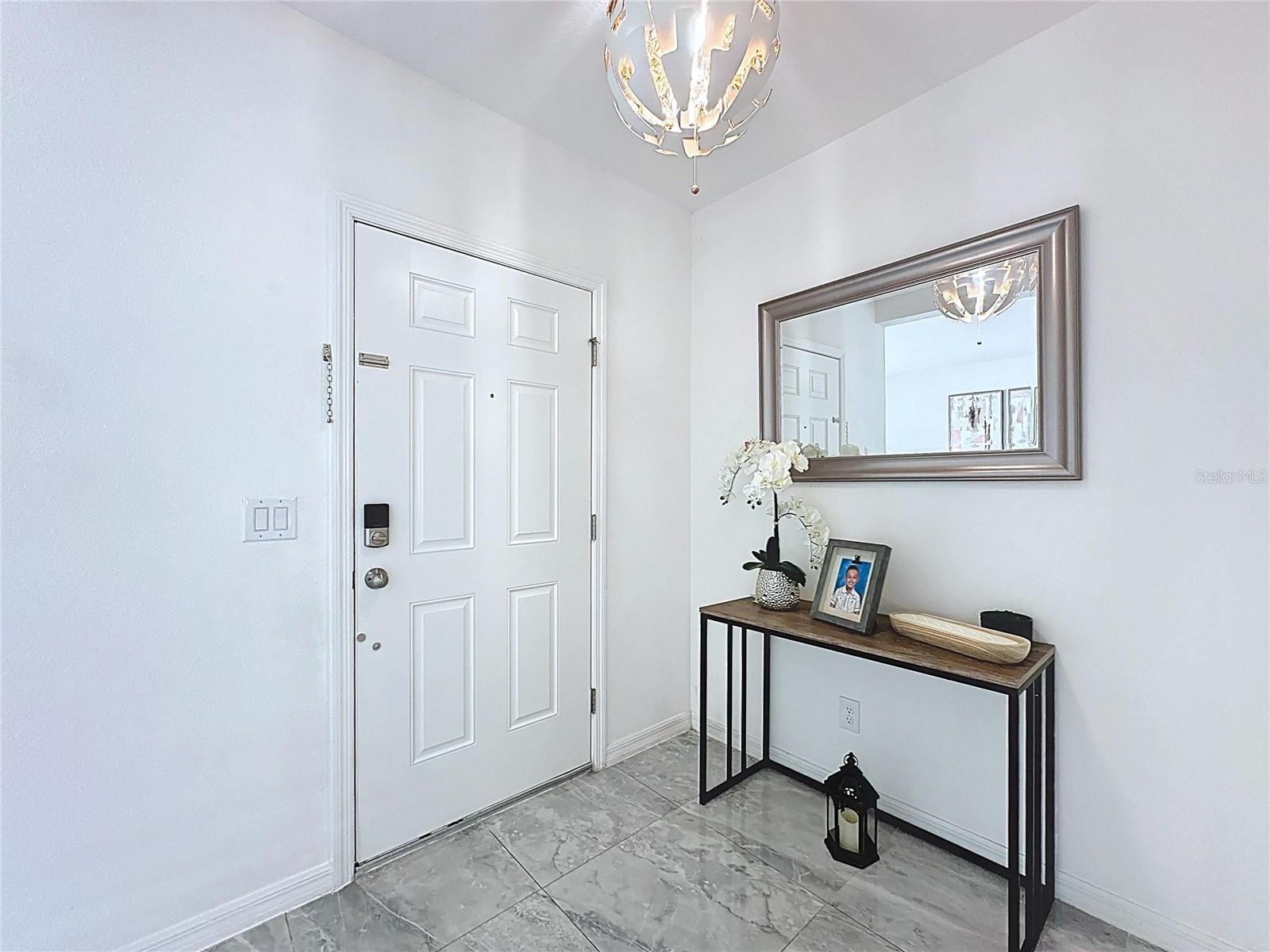 Image 8 of 95 For 1181 Lone Palm Way