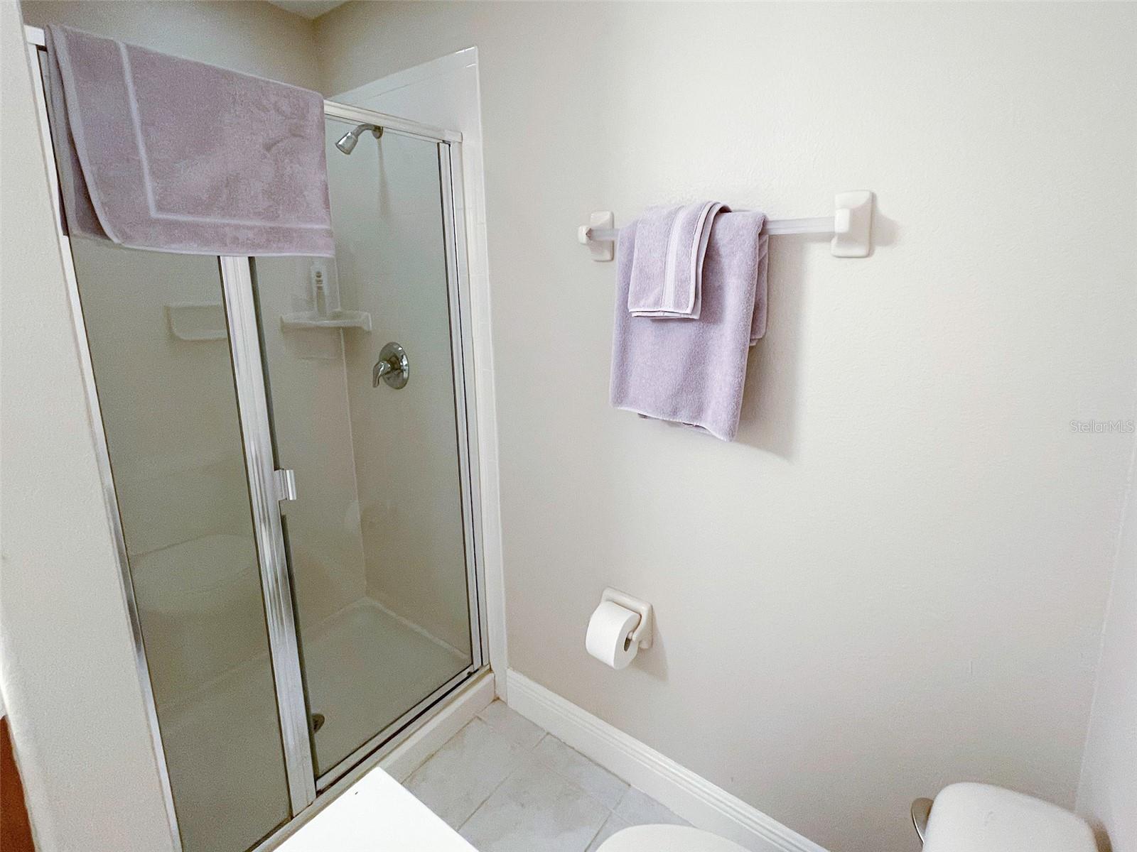 Image 17 of 23 For 904 Assembly Court