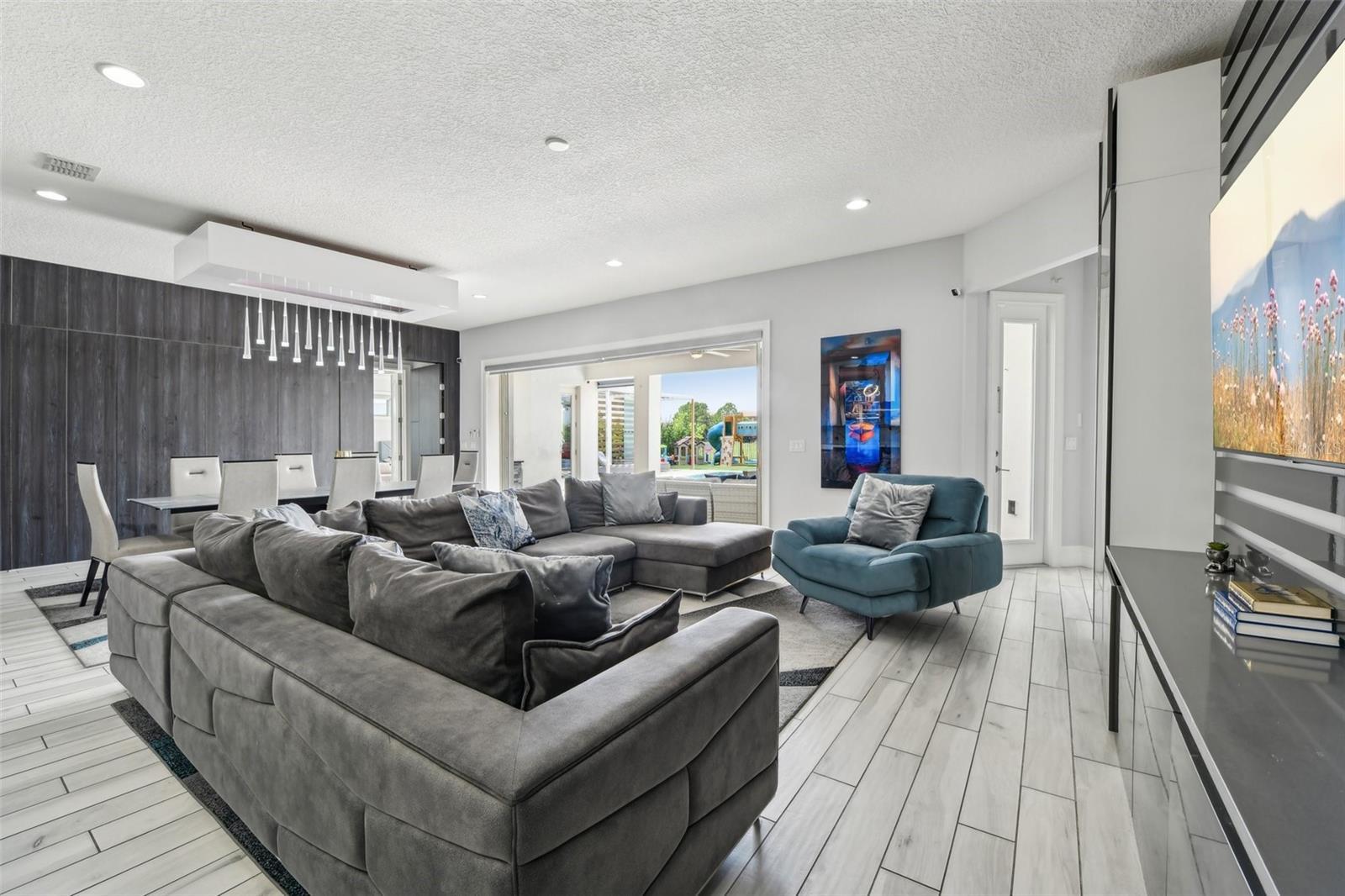 Image 11 of 87 For 13136 Alderley Drive Drive