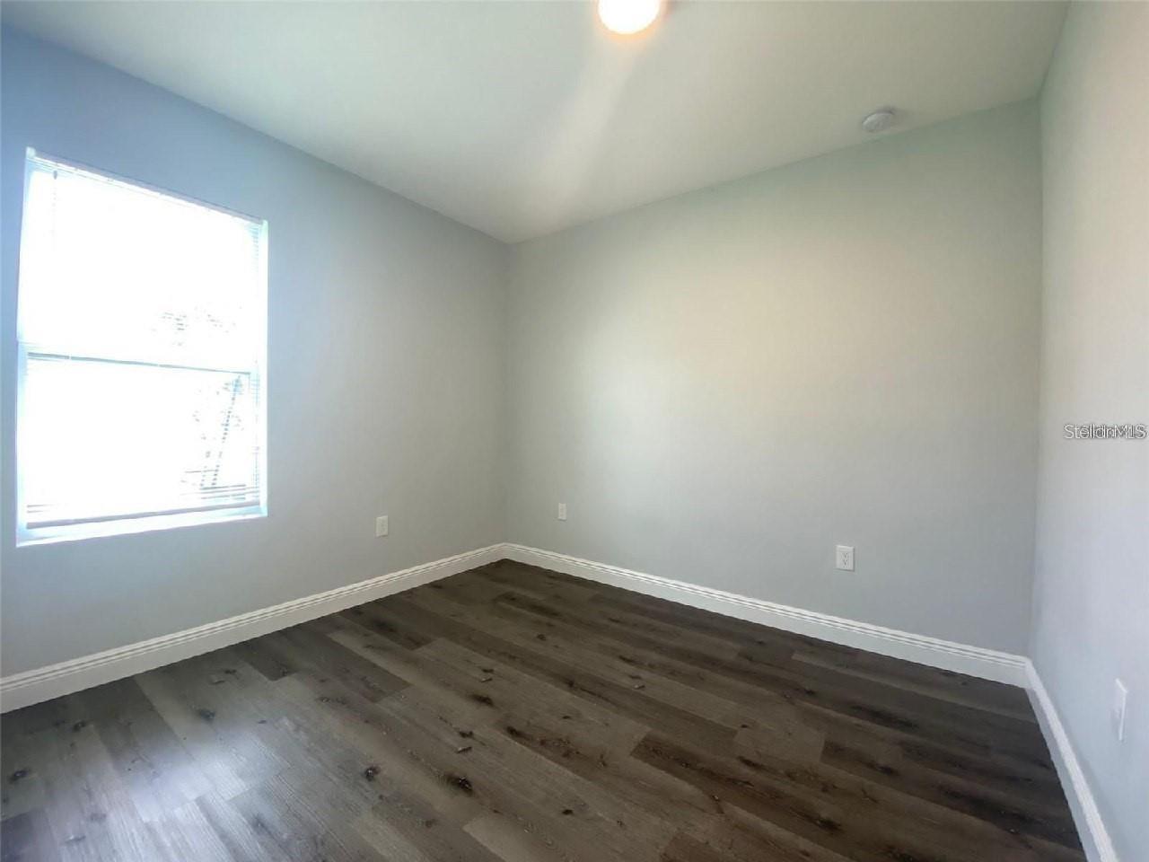 Image 5 of 9 For 2115 Puffin Street 2115