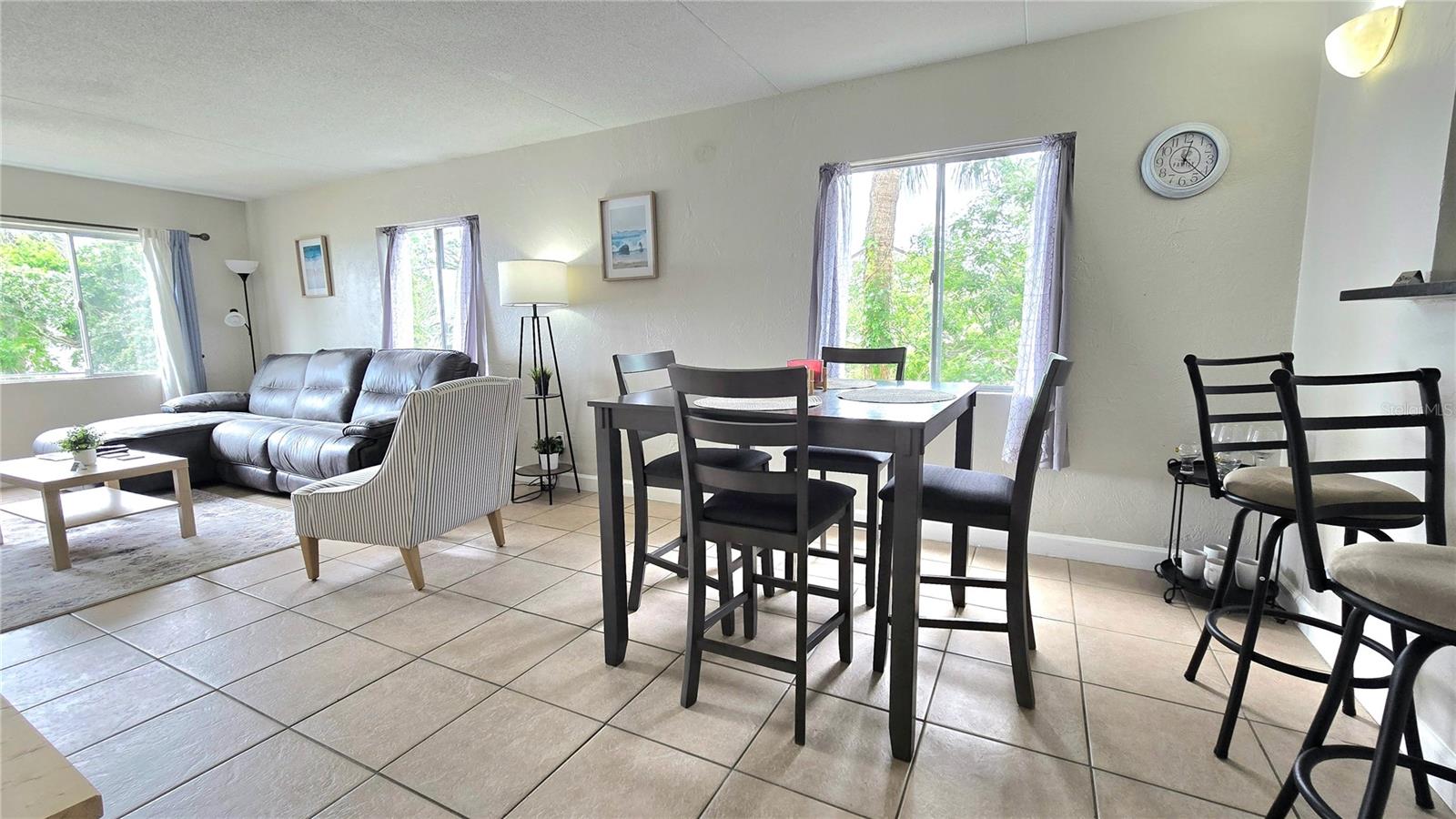 Image 4 of 23 For 415 Halifax Avenue 213