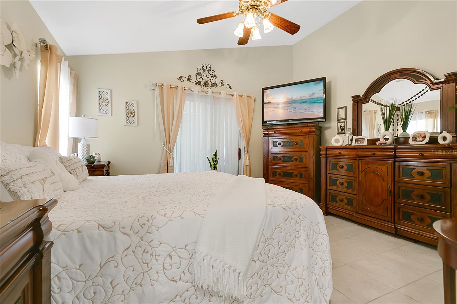 Image 10 of 30 For 906 Elm Forest Dr