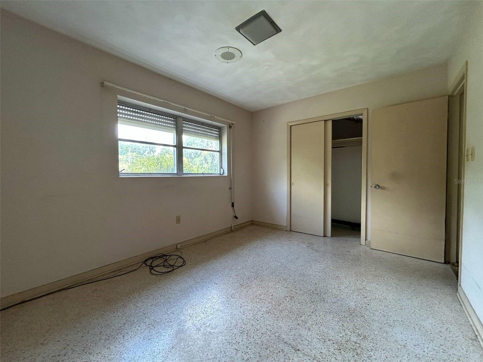 Image 21 of 39 For 930 Aultman Road