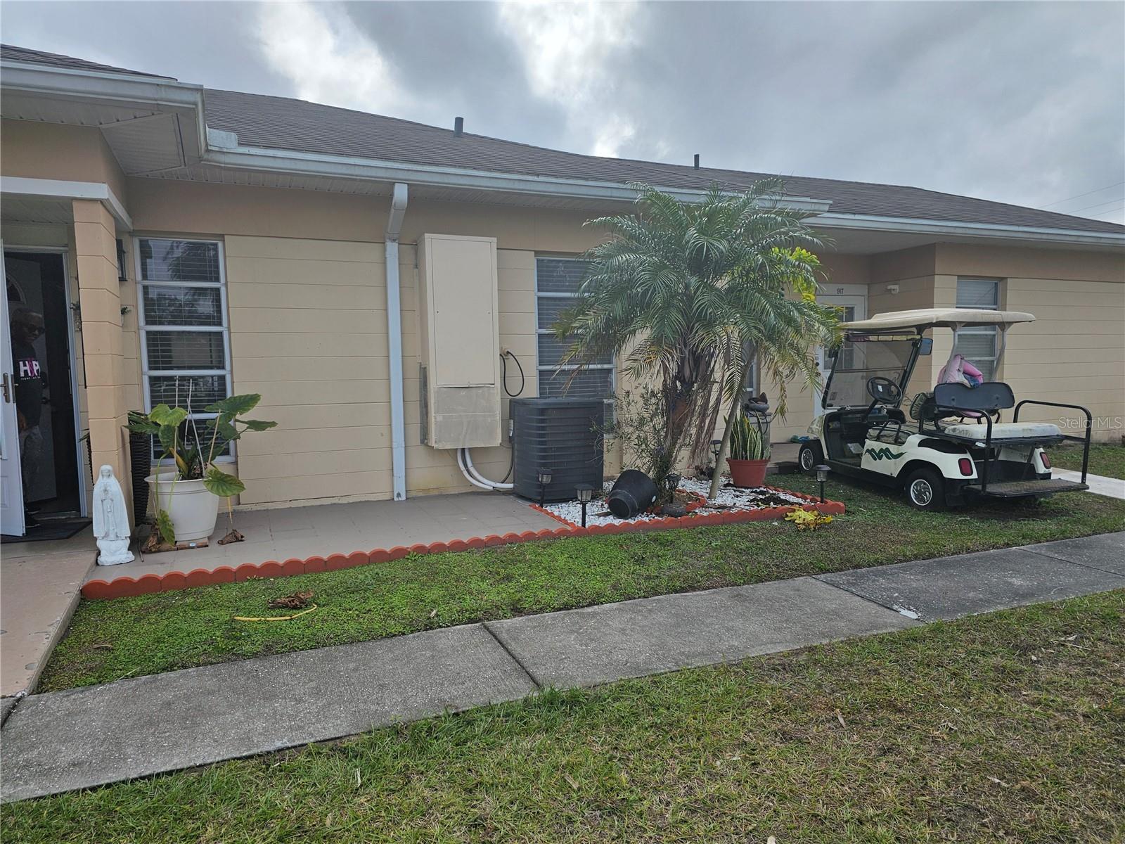 Details for 915 Club Circle, LAKESHORE, FL 33854