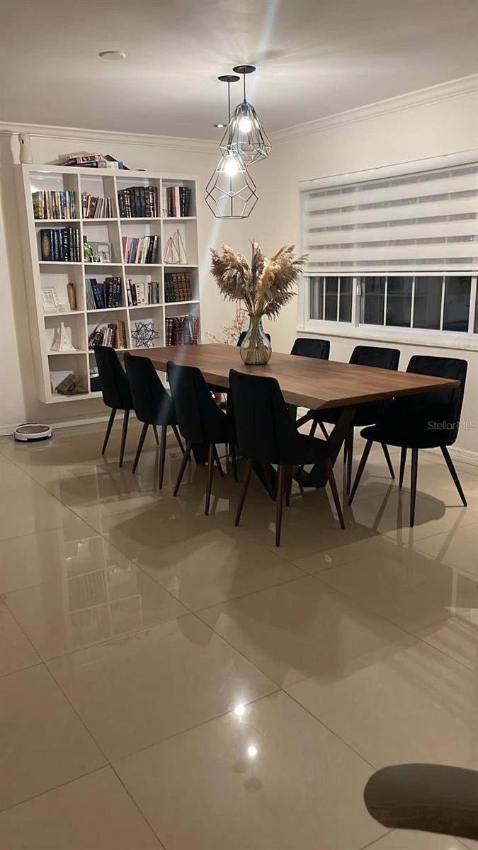 Image 3 of 7 For 8607 Sandberry Boulevard