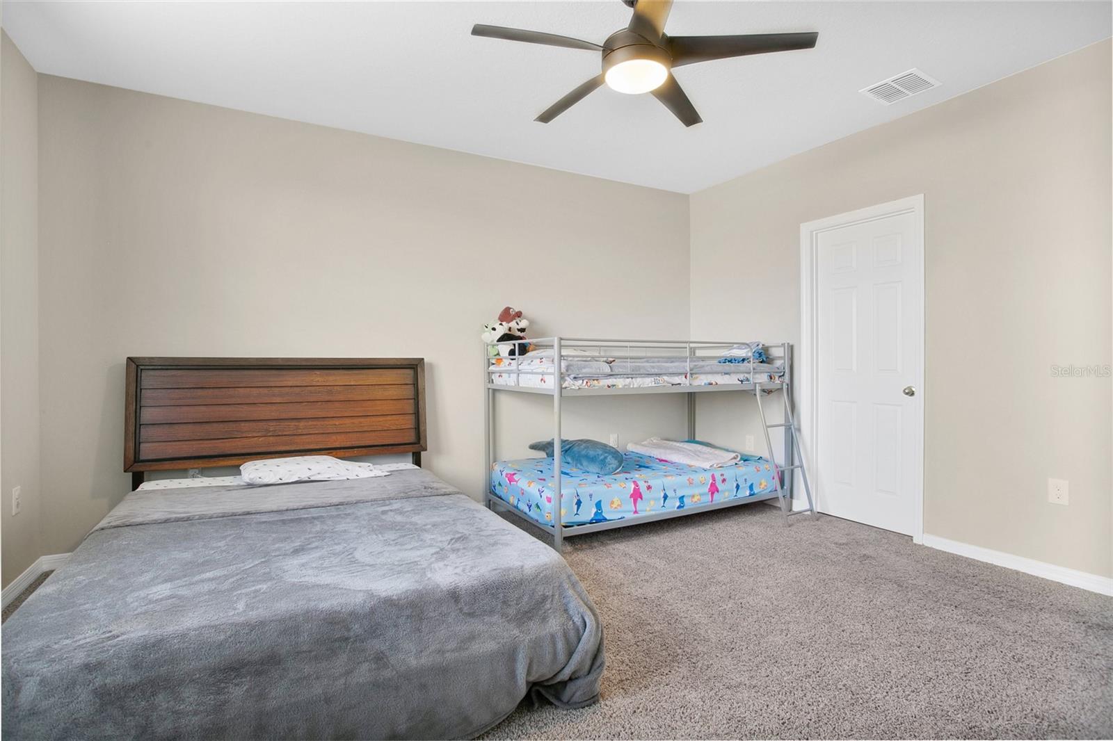 Image 9 of 27 For 527 Amadoras Way