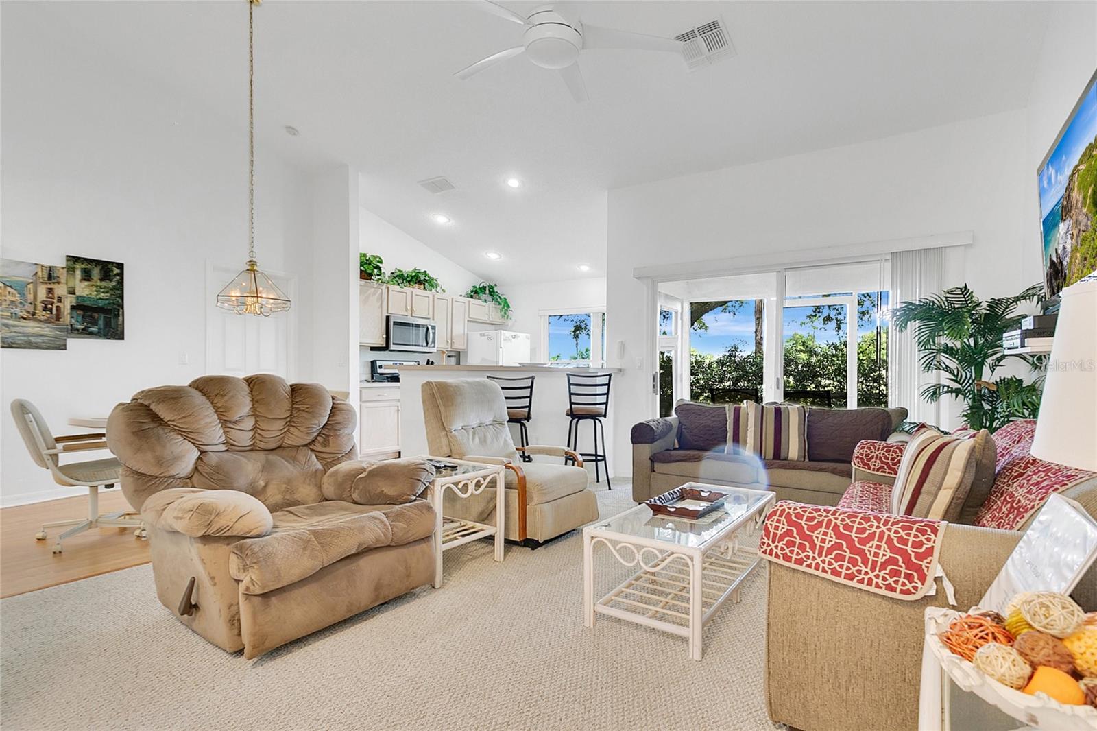 Image 4 of 35 For 2473 Saint Augustine Blvd
