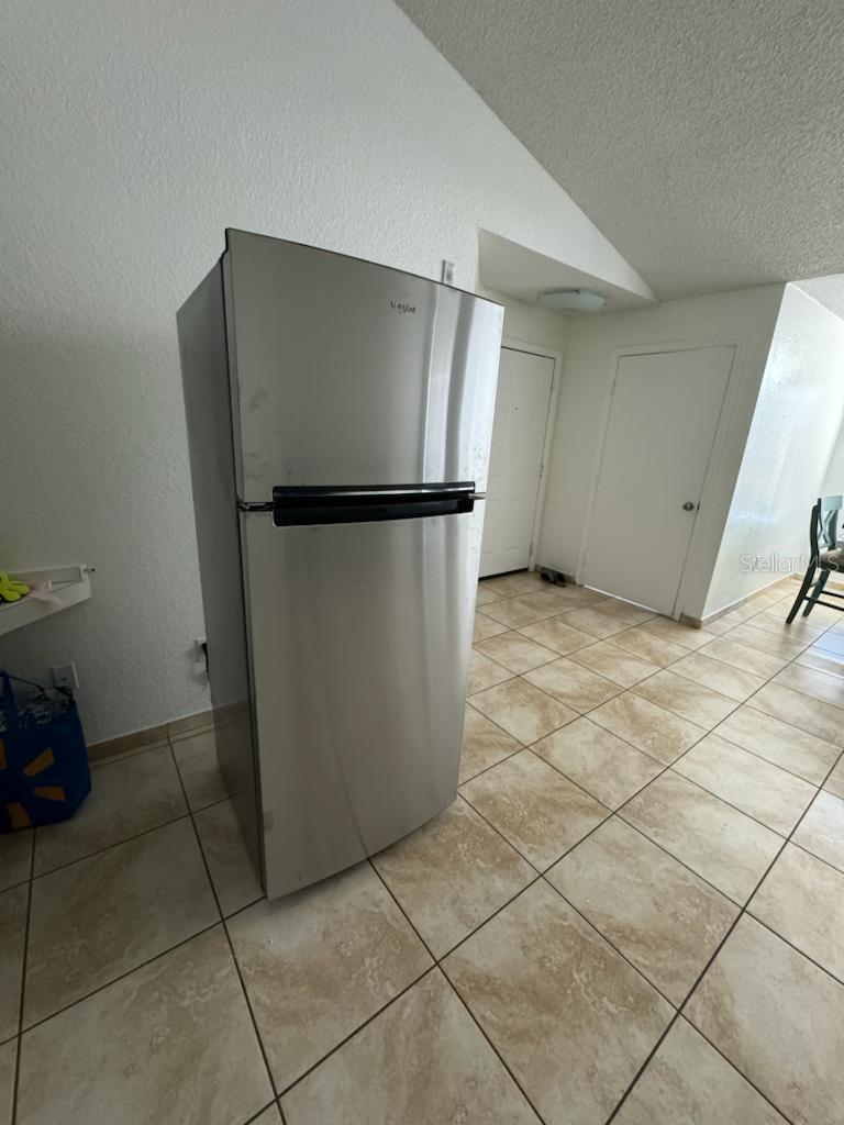 Image 12 of 19 For 2209 Antigua Place 831