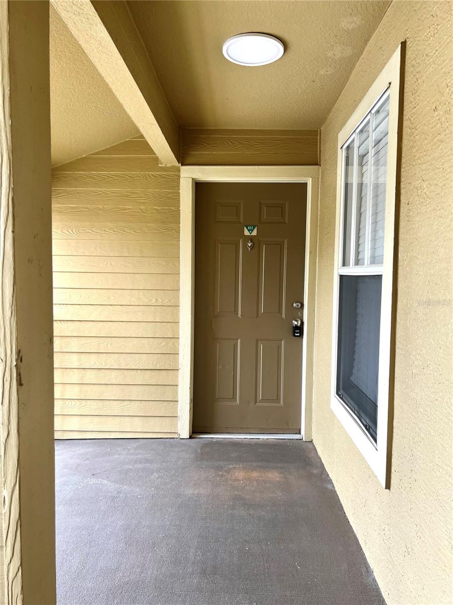 Image 4 of 19 For 2209 Antigua Place 831