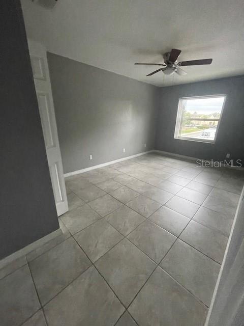 Image 10 of 18 For 9817 Turf Way Ge
