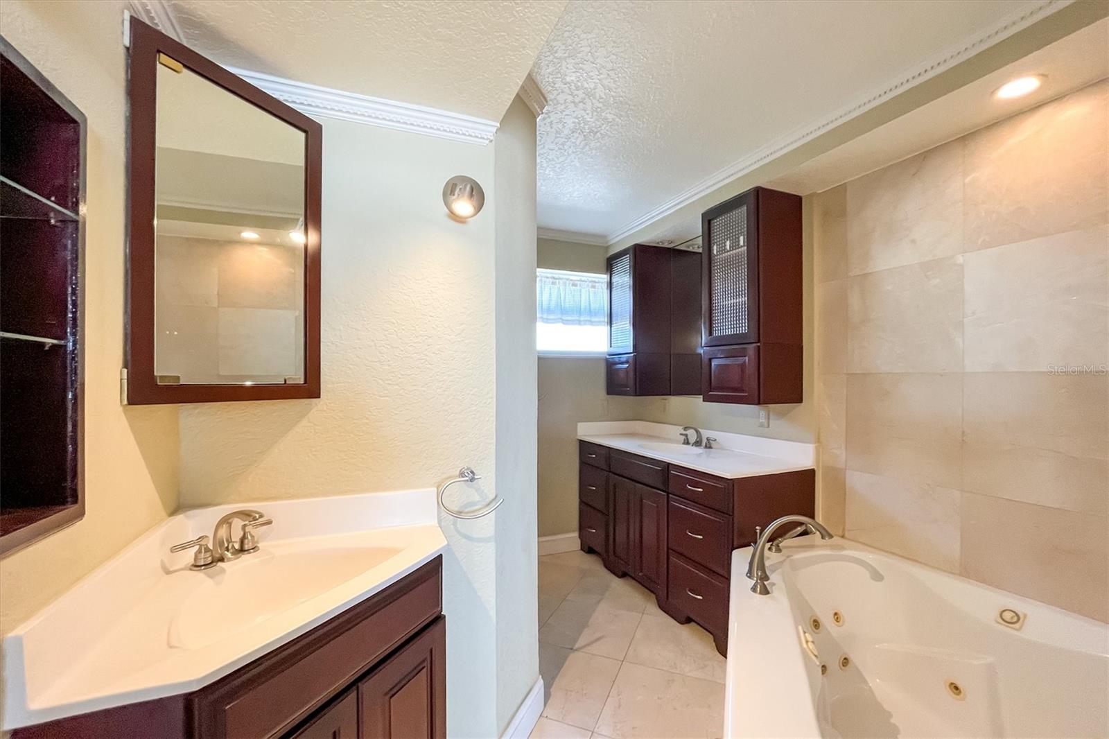Image 21 of 46 For 690 Osceola Avenue 607