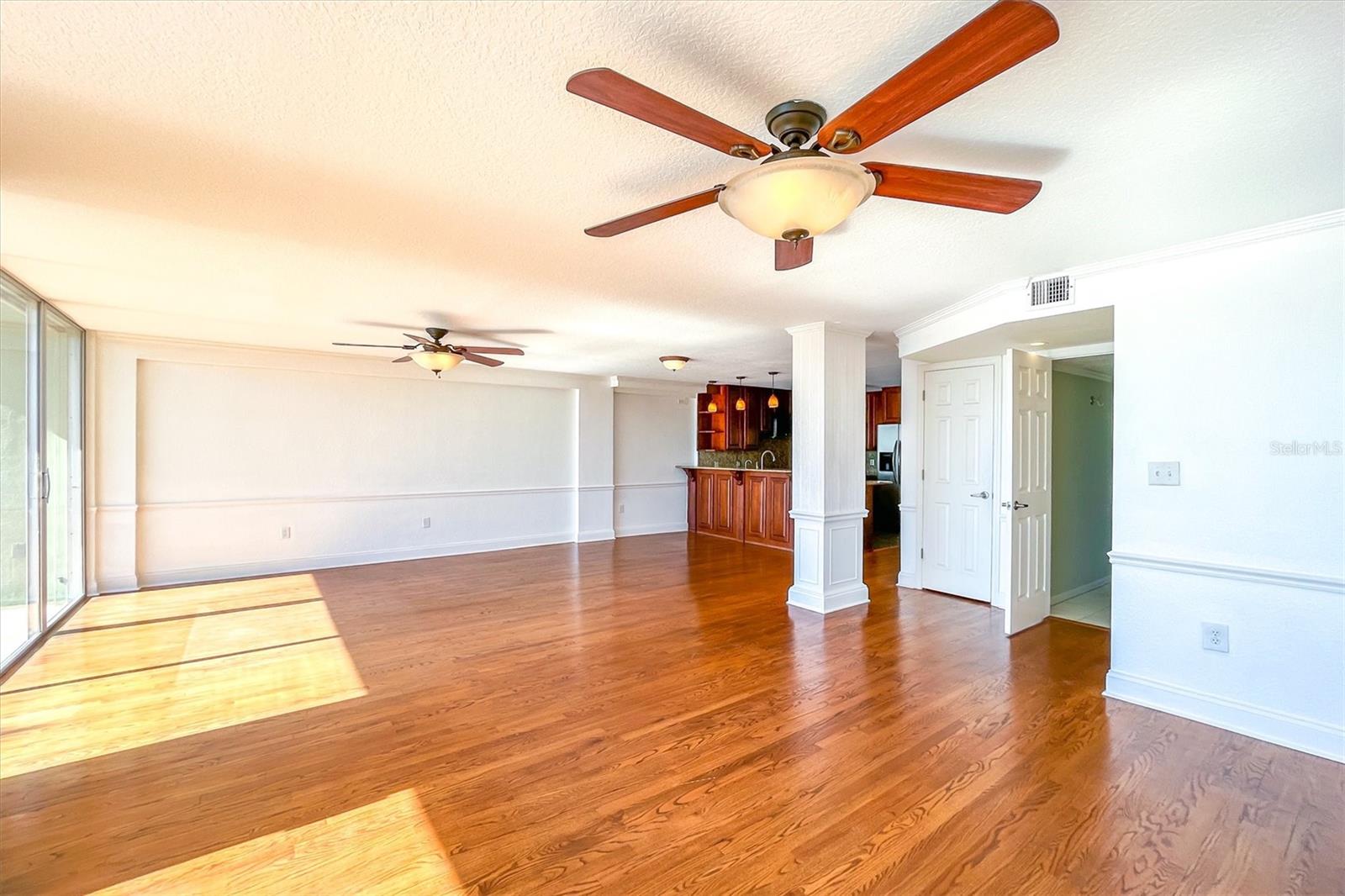 Image 5 of 46 For 690 Osceola Avenue 607