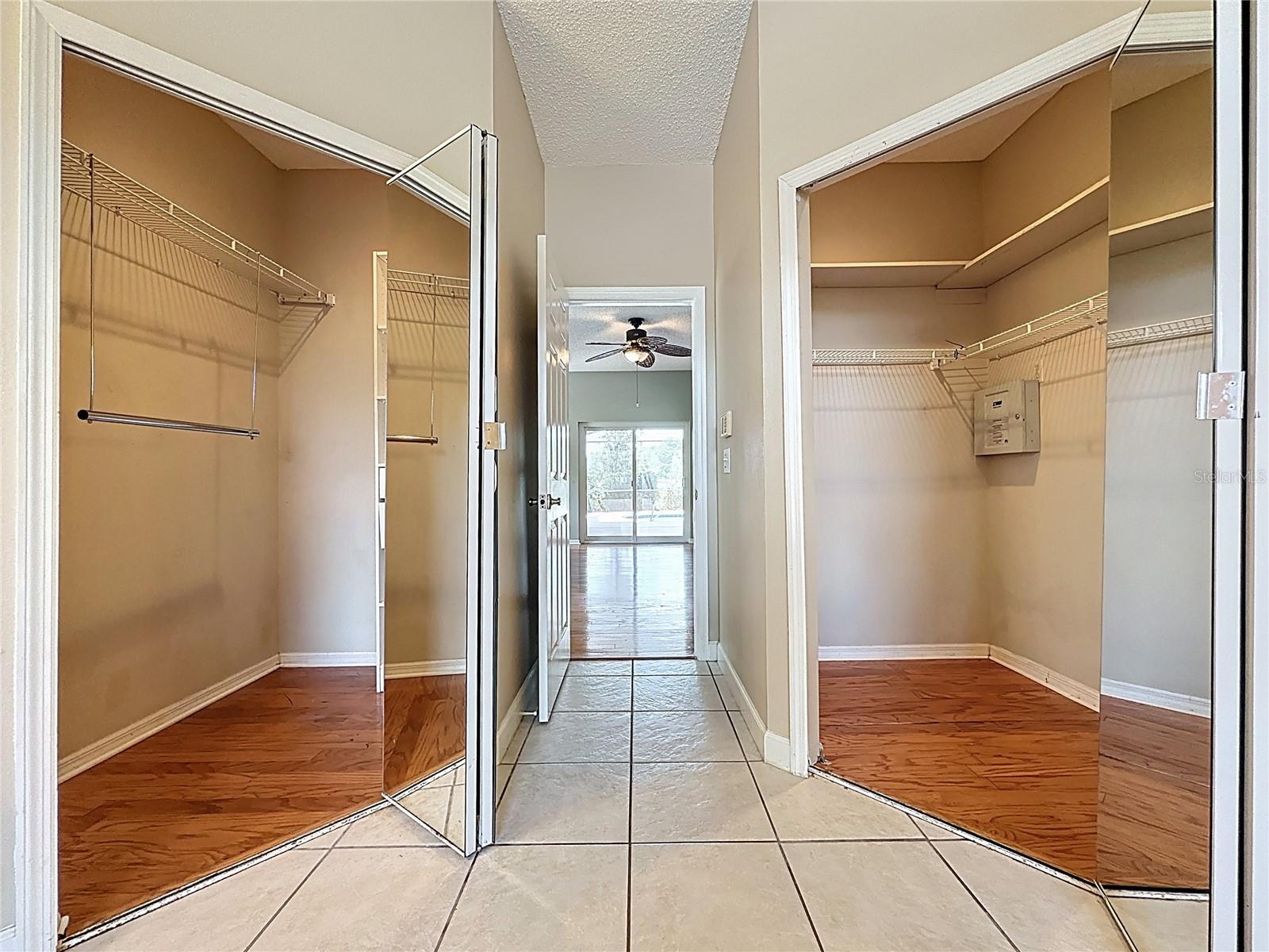 Image 21 of 48 For 2150 Emperor Dr.