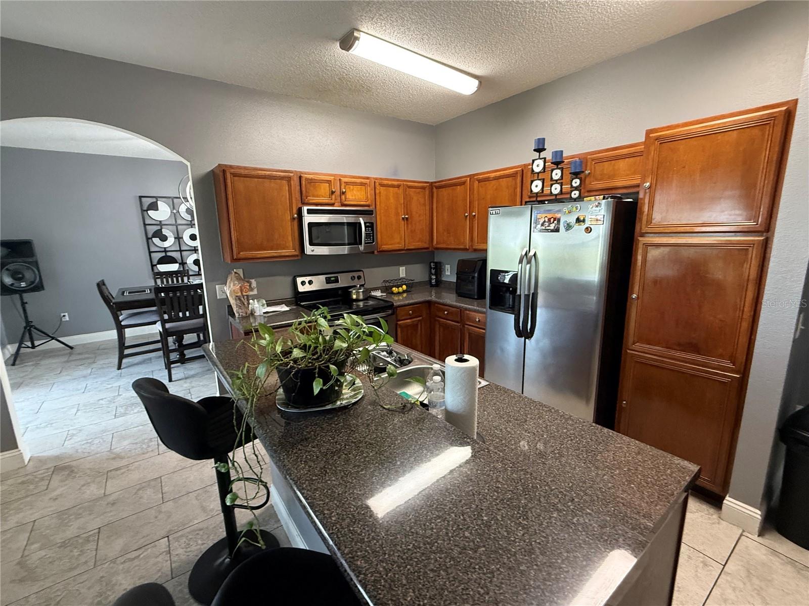 Image 15 of 39 For 1029 Dampierre Court
