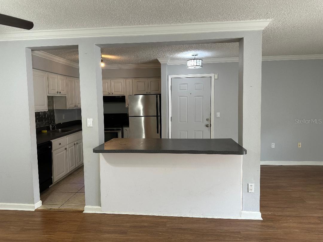 Image 18 of 73 For 492 Banyon Tree Circle Unit 204