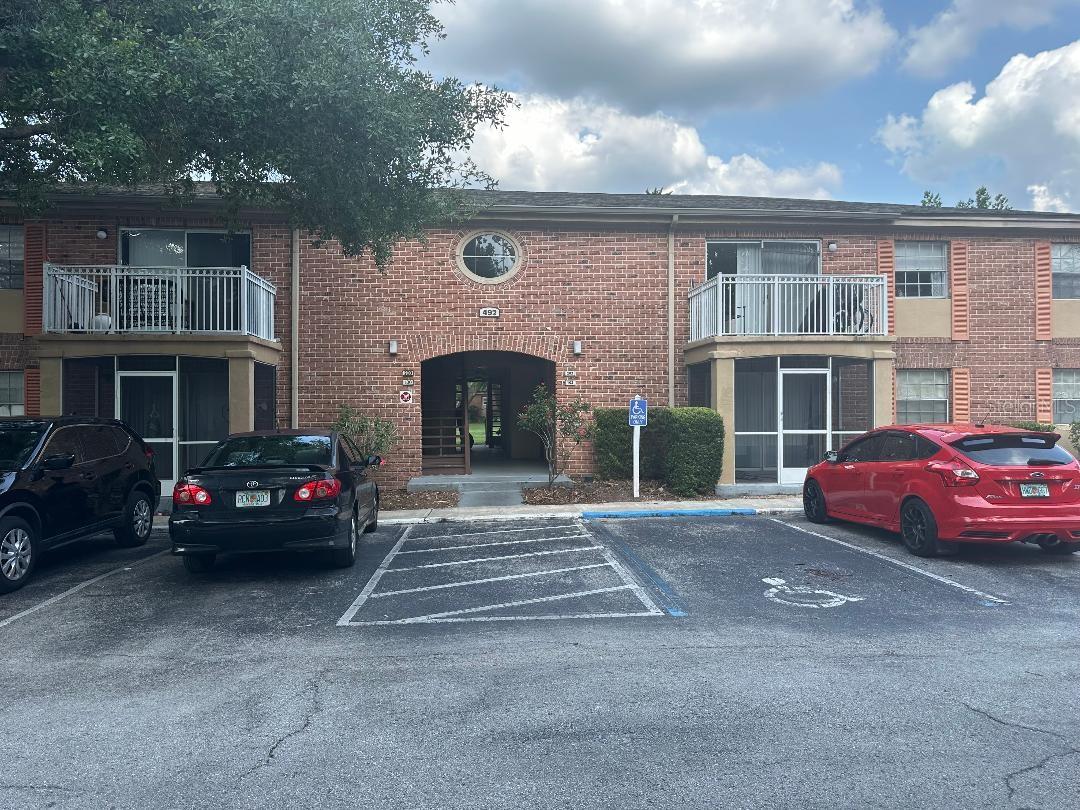 Image 2 of 73 For 492 Banyon Tree Circle Unit 204