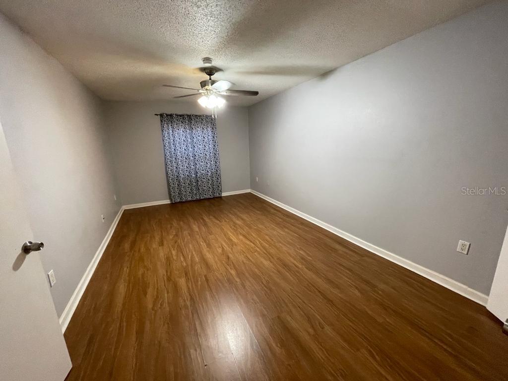 Image 31 of 73 For 492 Banyon Tree Circle Unit 204