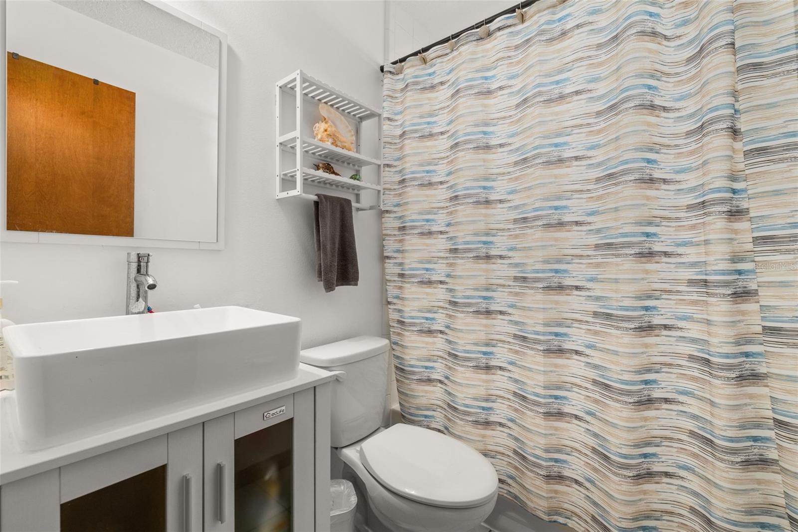 Image 13 of 21 For 1543 Reade Circle