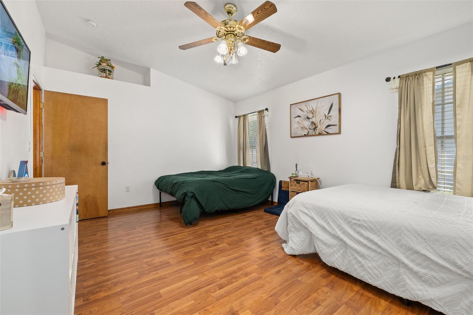 Image 4 of 21 For 1543 Reade Circle