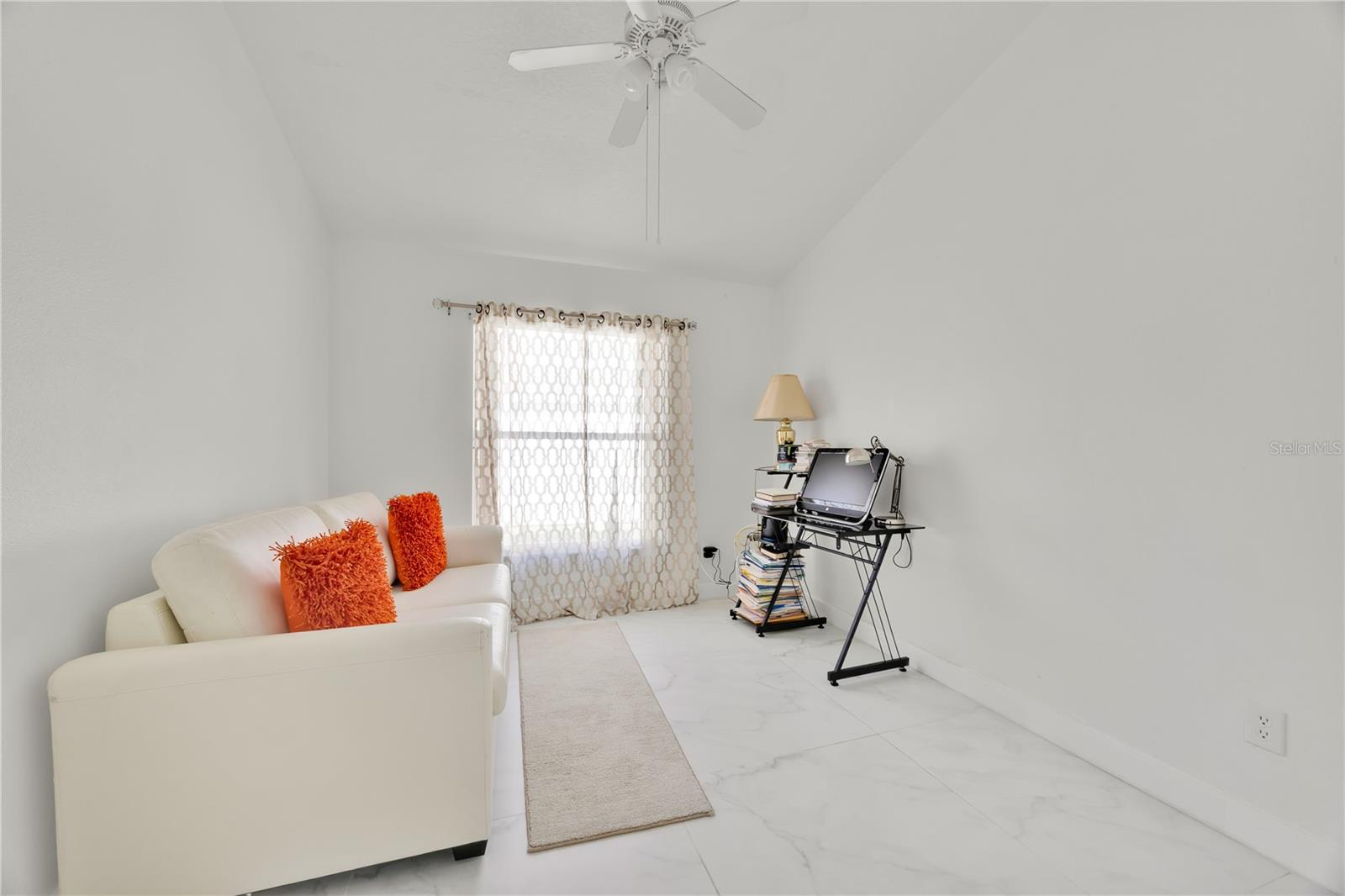 Image 10 of 27 For 2642 Gold Dust Cir.