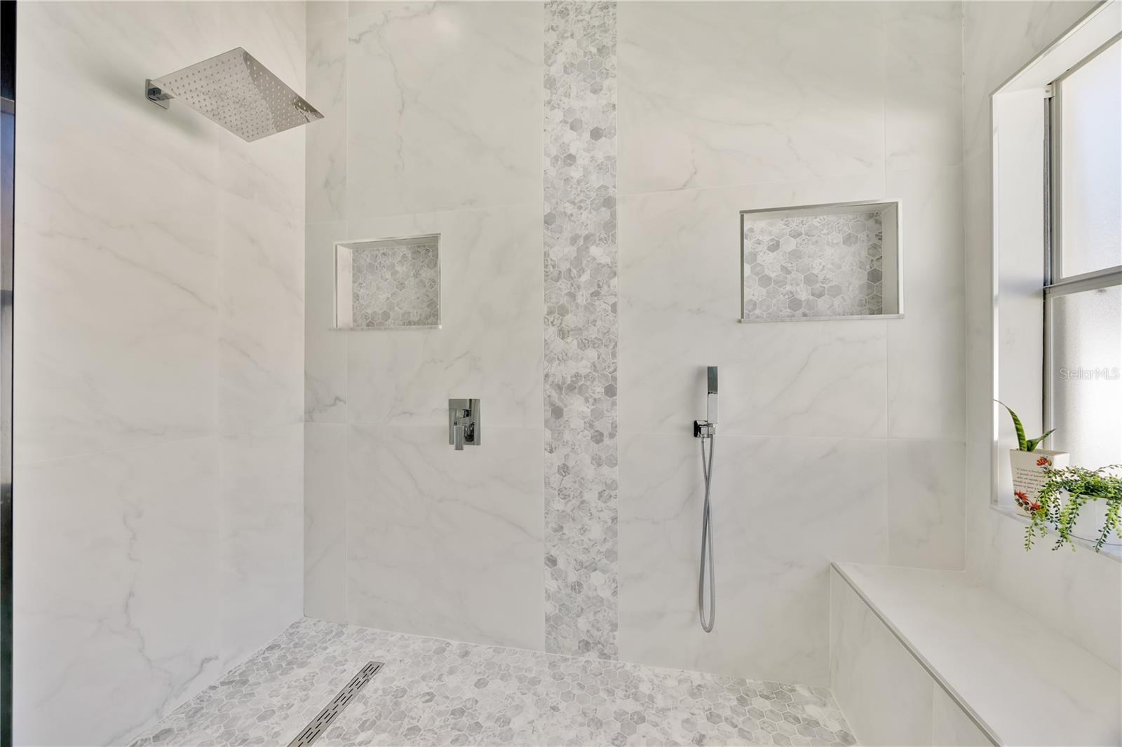 Image 18 of 27 For 2642 Gold Dust Cir.