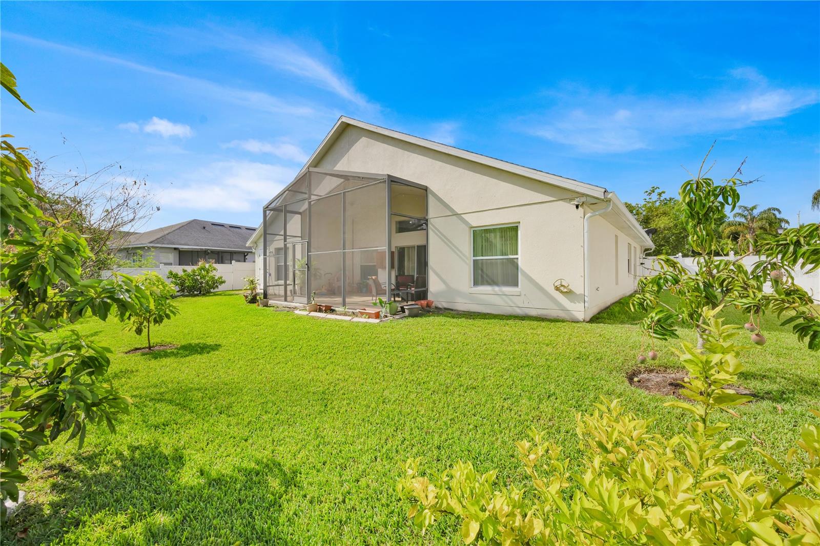 Image 24 of 27 For 2642 Gold Dust Cir.