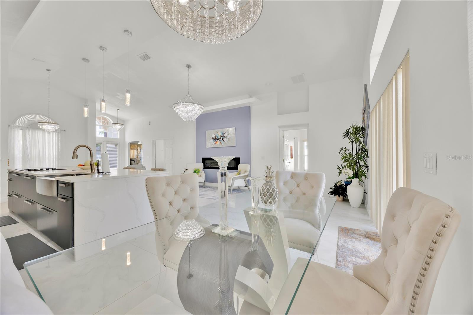 Image 7 of 27 For 2642 Gold Dust Cir.