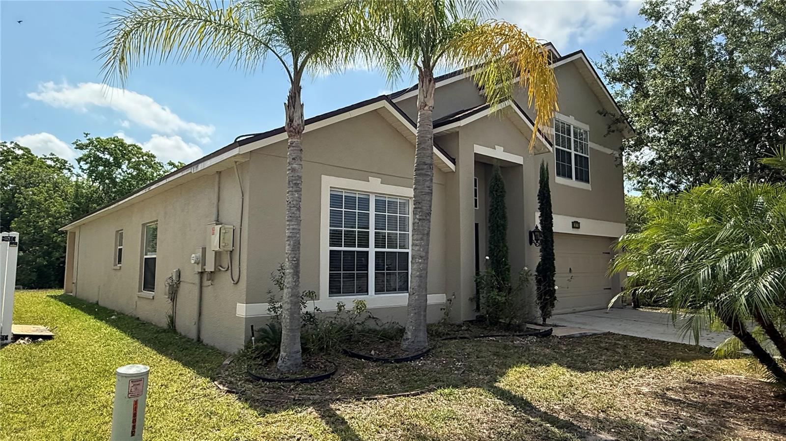 Image 2 of 63 For 979 Hacienda Circle