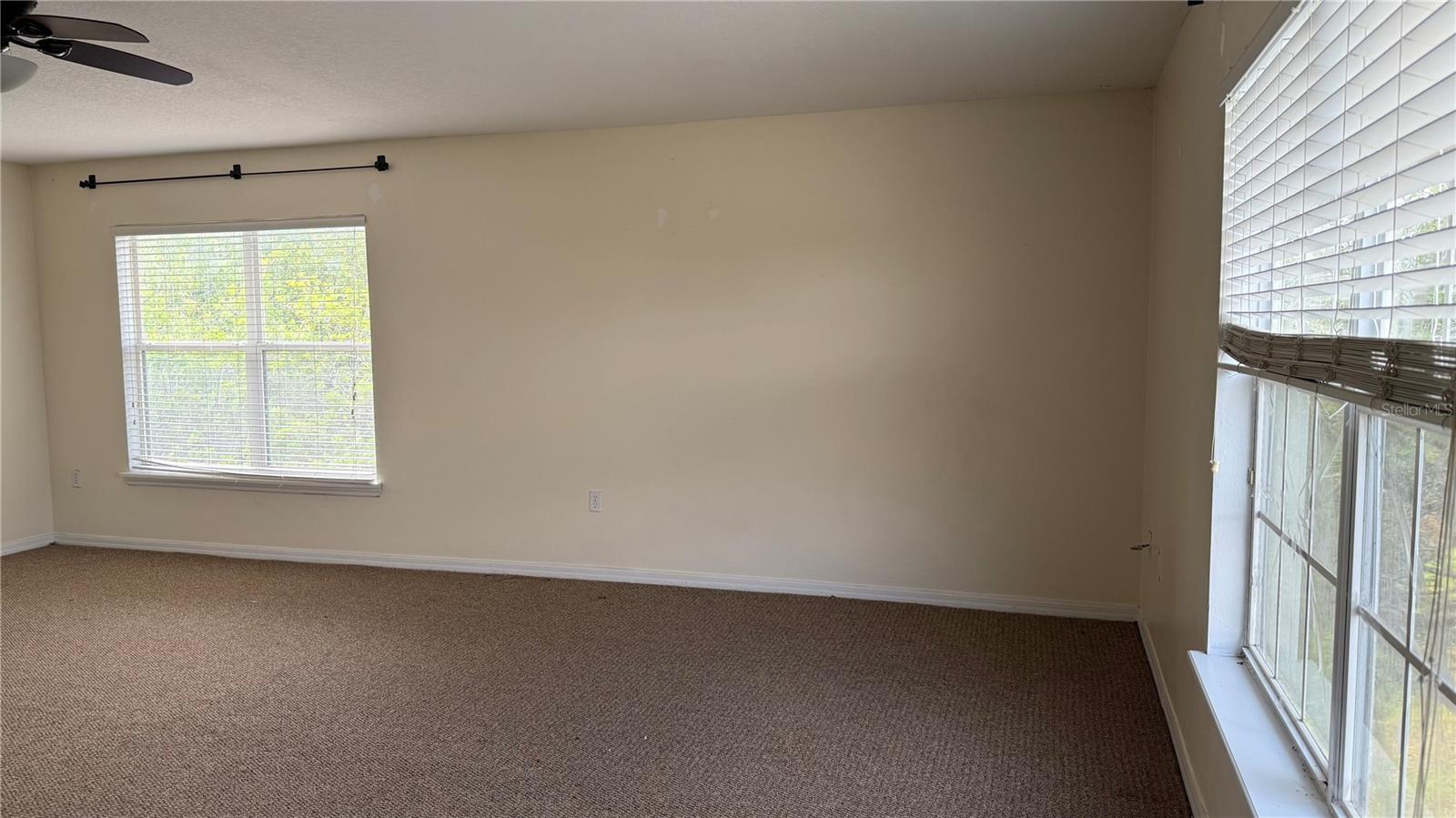 Image 20 of 63 For 979 Hacienda Circle