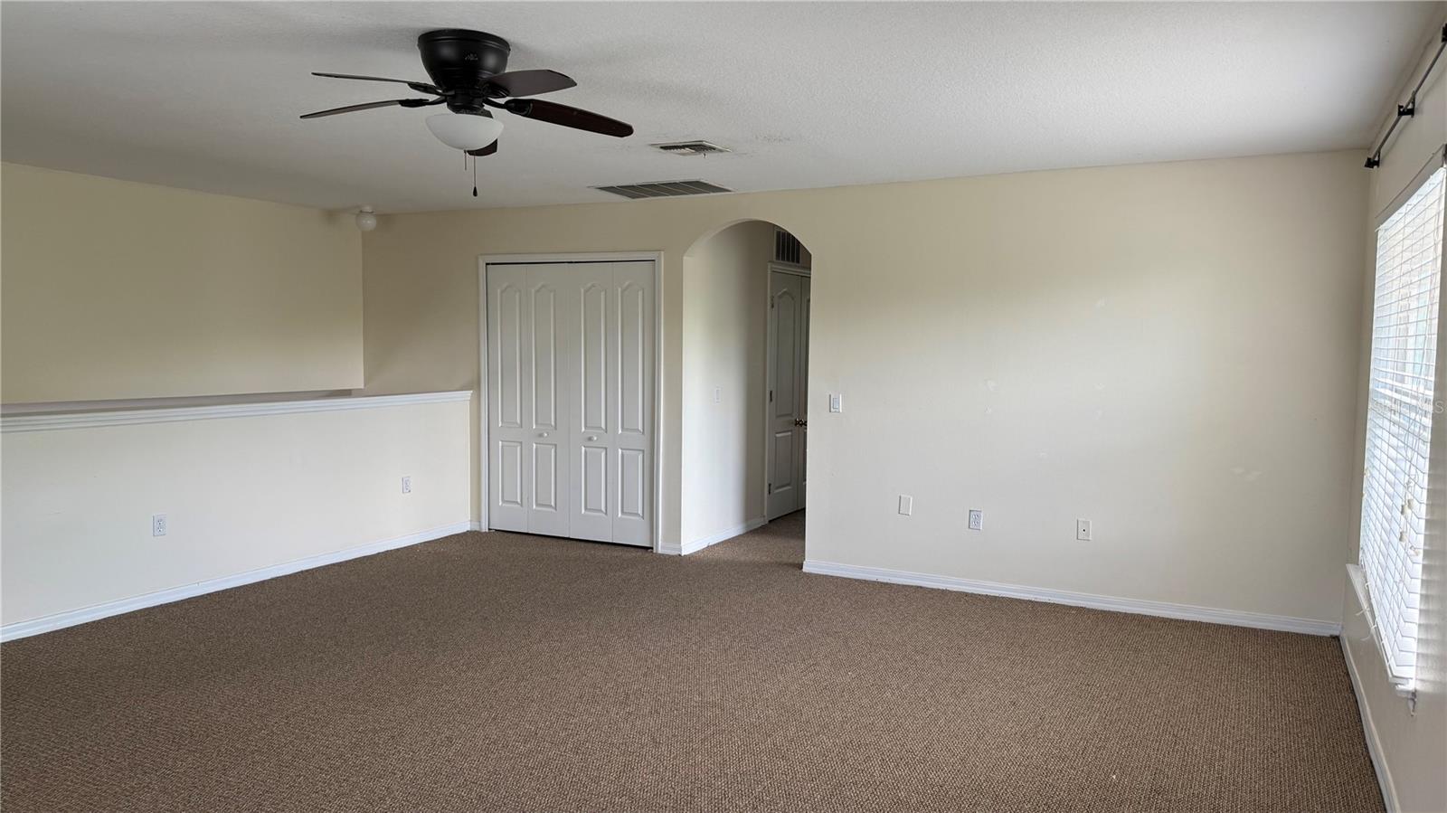 Image 21 of 63 For 979 Hacienda Circle