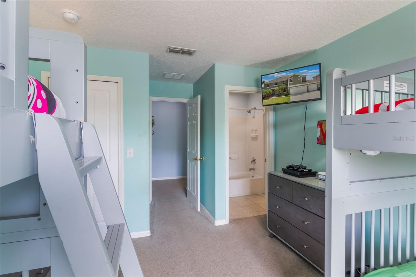 Image 30 of 67 For 8571 La Isla Drive