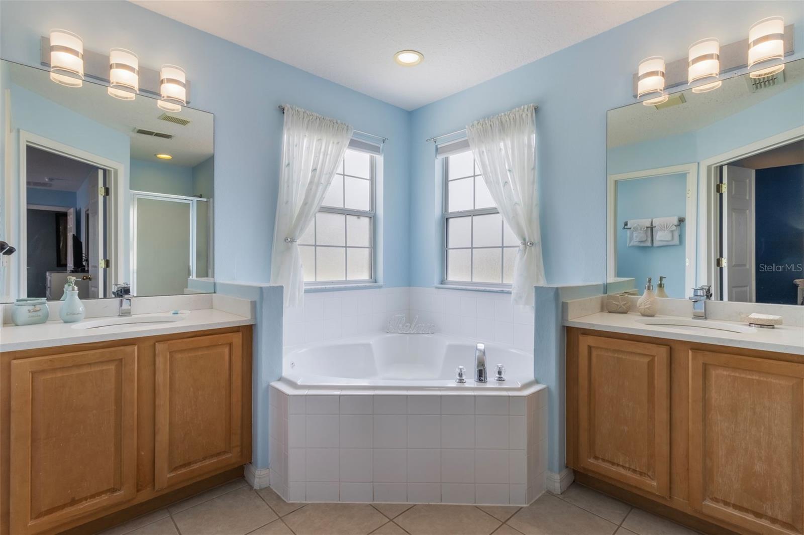 Image 33 of 67 For 8571 La Isla Drive