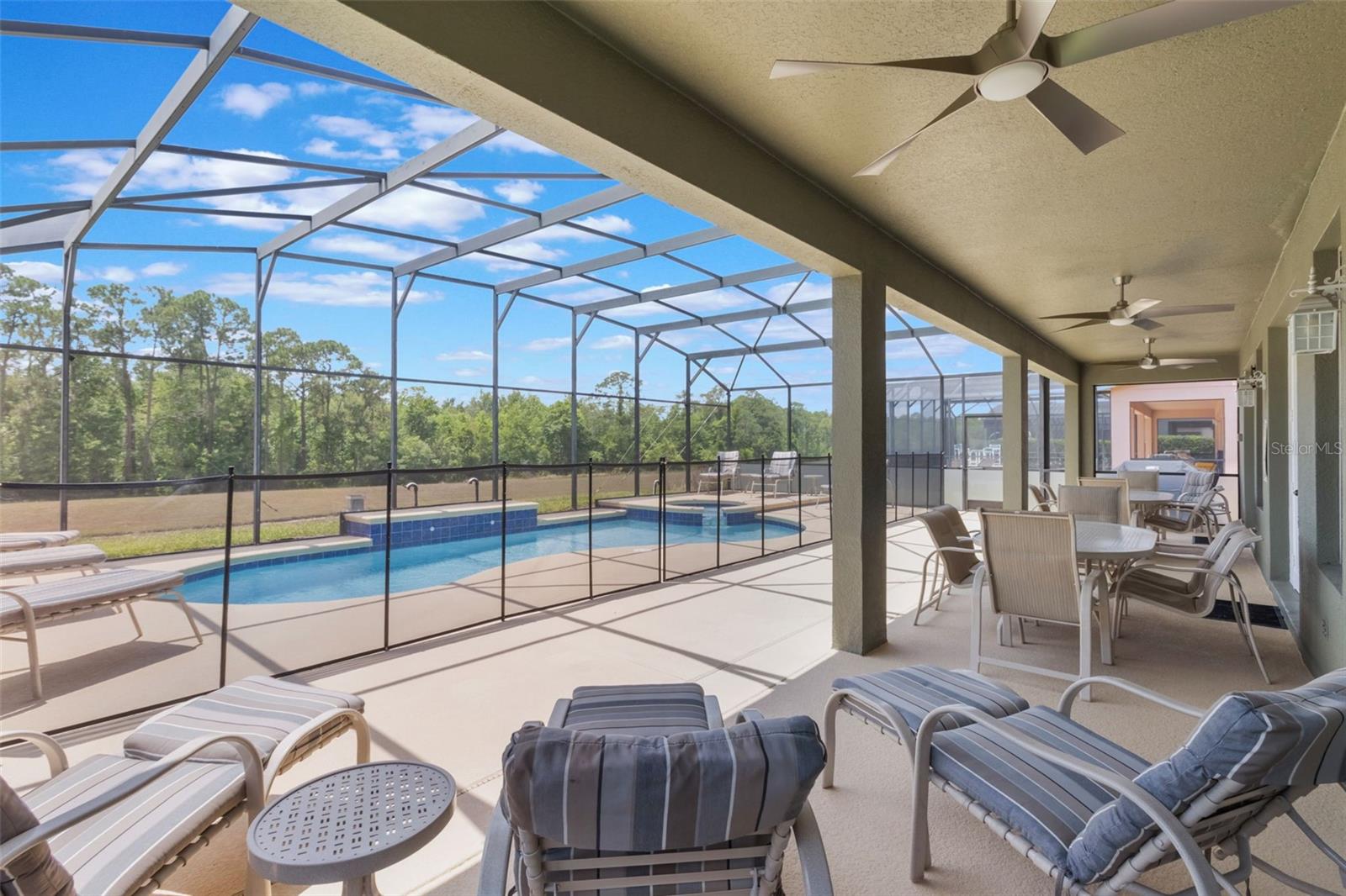 Image 38 of 67 For 8571 La Isla Drive
