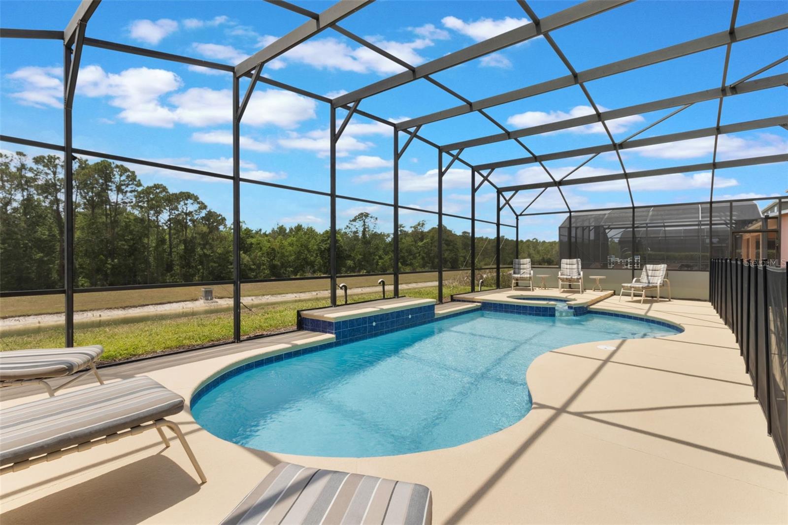 Image 39 of 67 For 8571 La Isla Drive