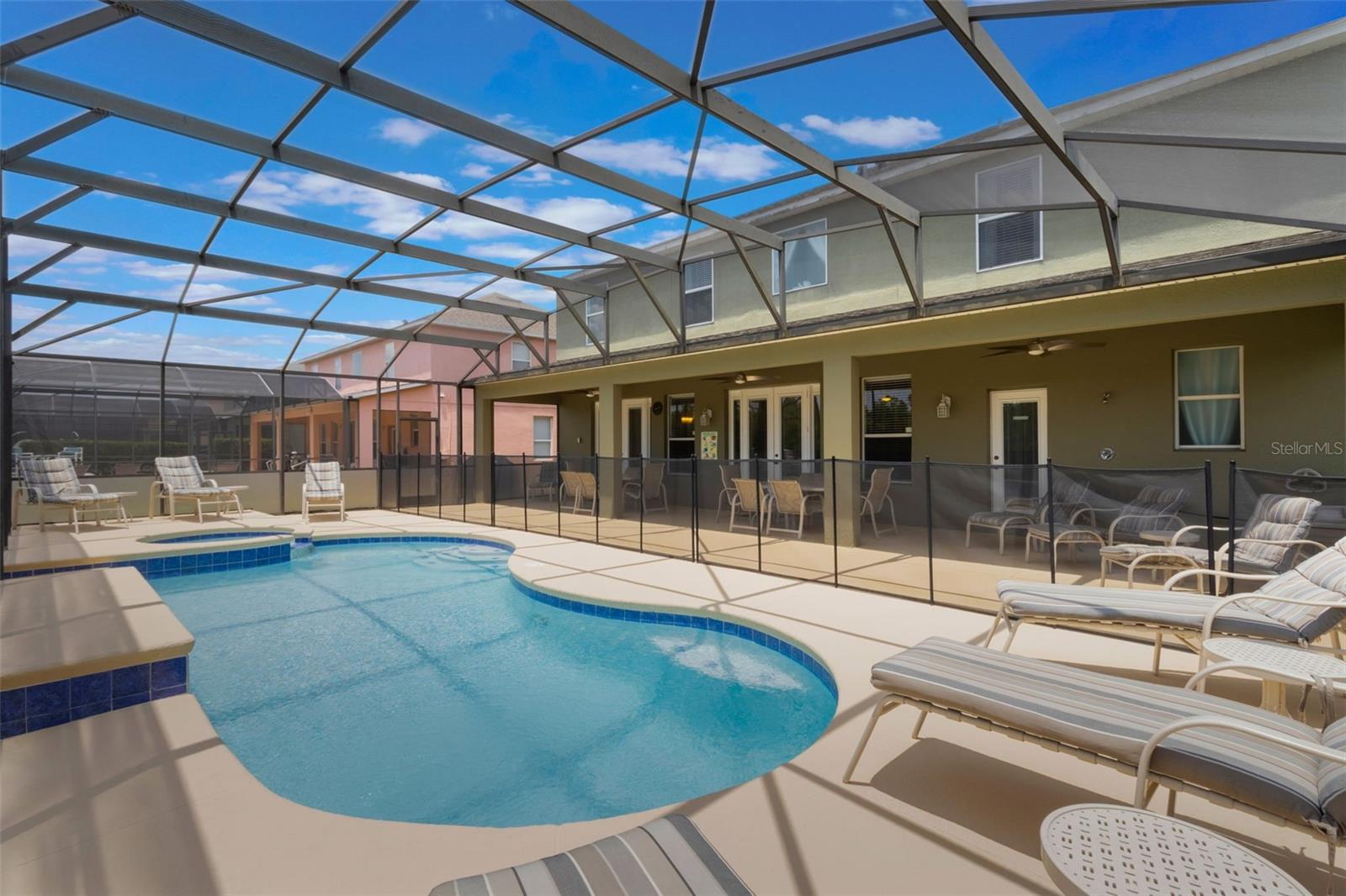 Image 40 of 67 For 8571 La Isla Drive