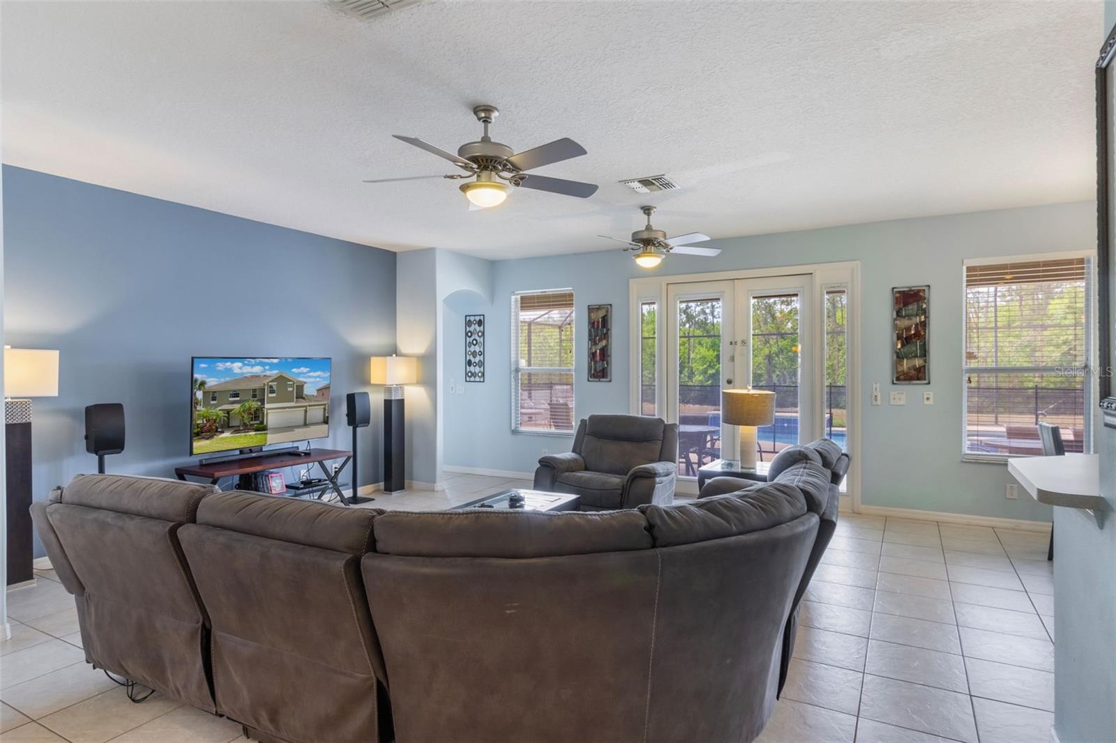Image 8 of 67 For 8571 La Isla Drive