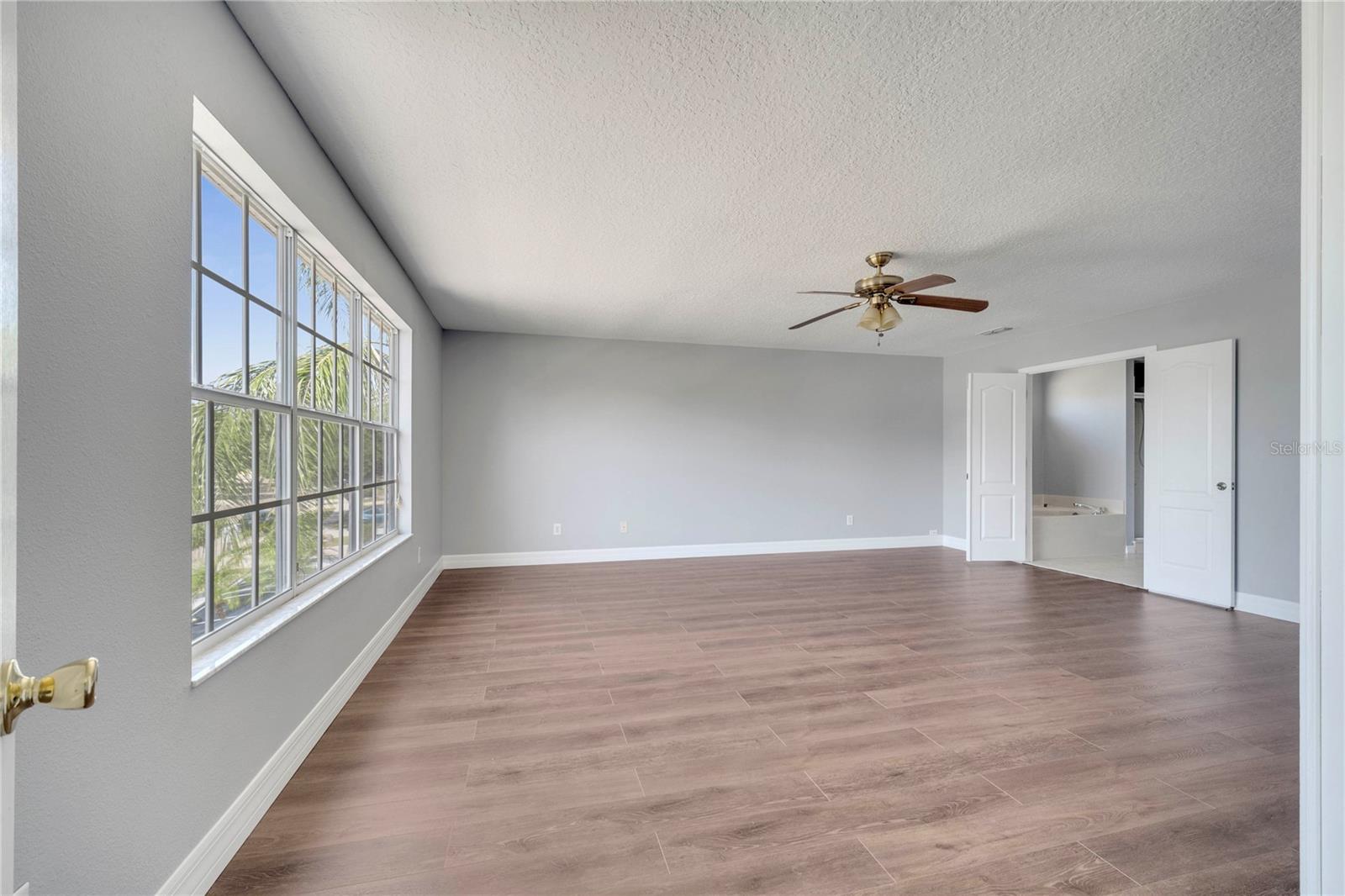 Image 33 of 64 For 5768 Los Palma Vista Drive
