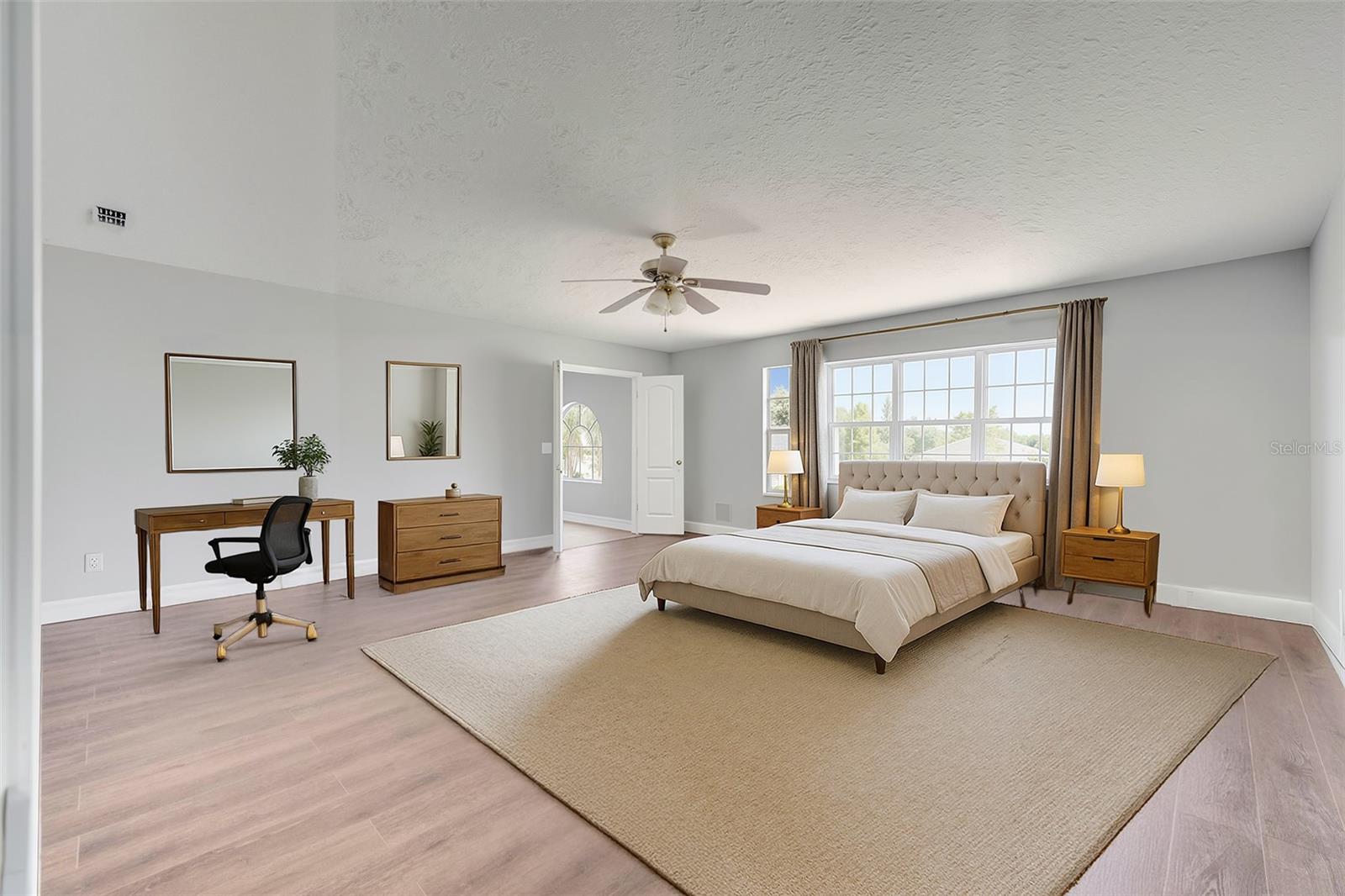 Image 34 of 64 For 5768 Los Palma Vista Drive