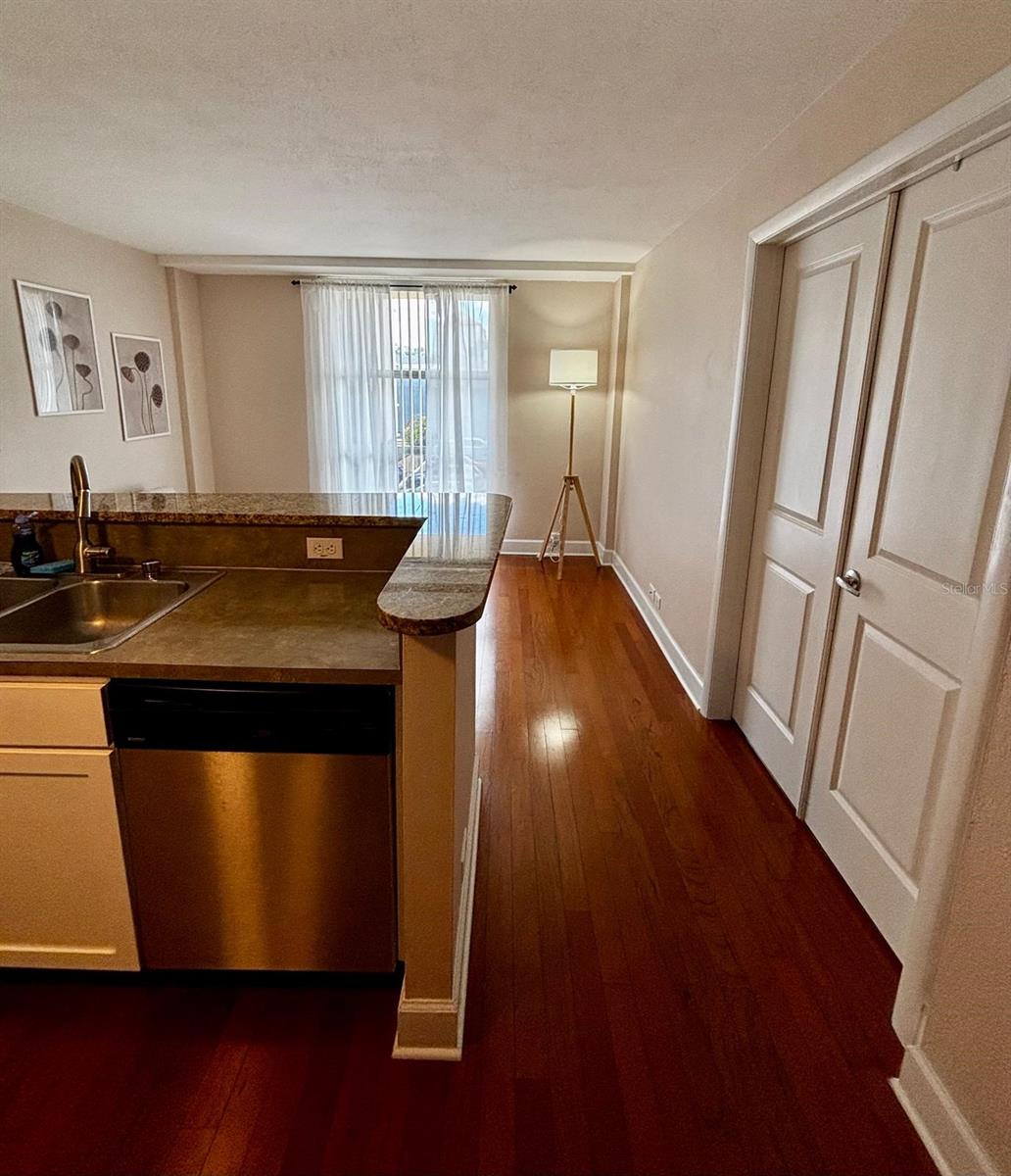 Image 4 of 25 For 151 E Washington #320 Street 320