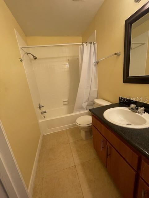Image 17 of 27 For 429 Fountainhead Circle 223