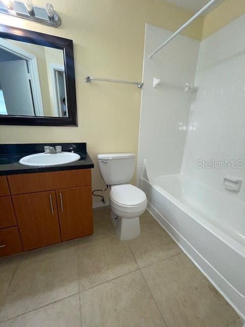 Image 21 of 27 For 429 Fountainhead Circle 223