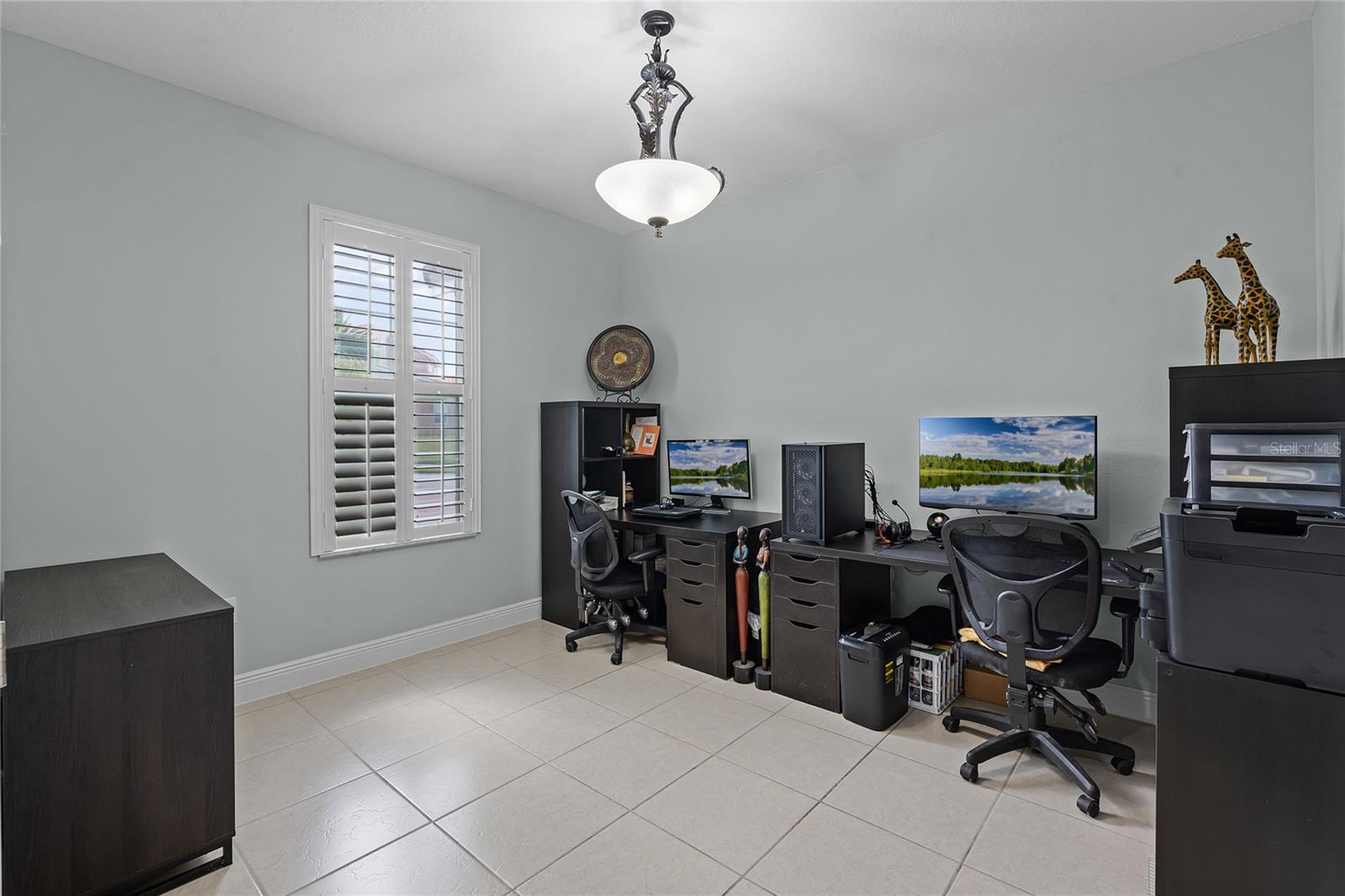 Image 25 of 70 For 3881 Shoreside Drive