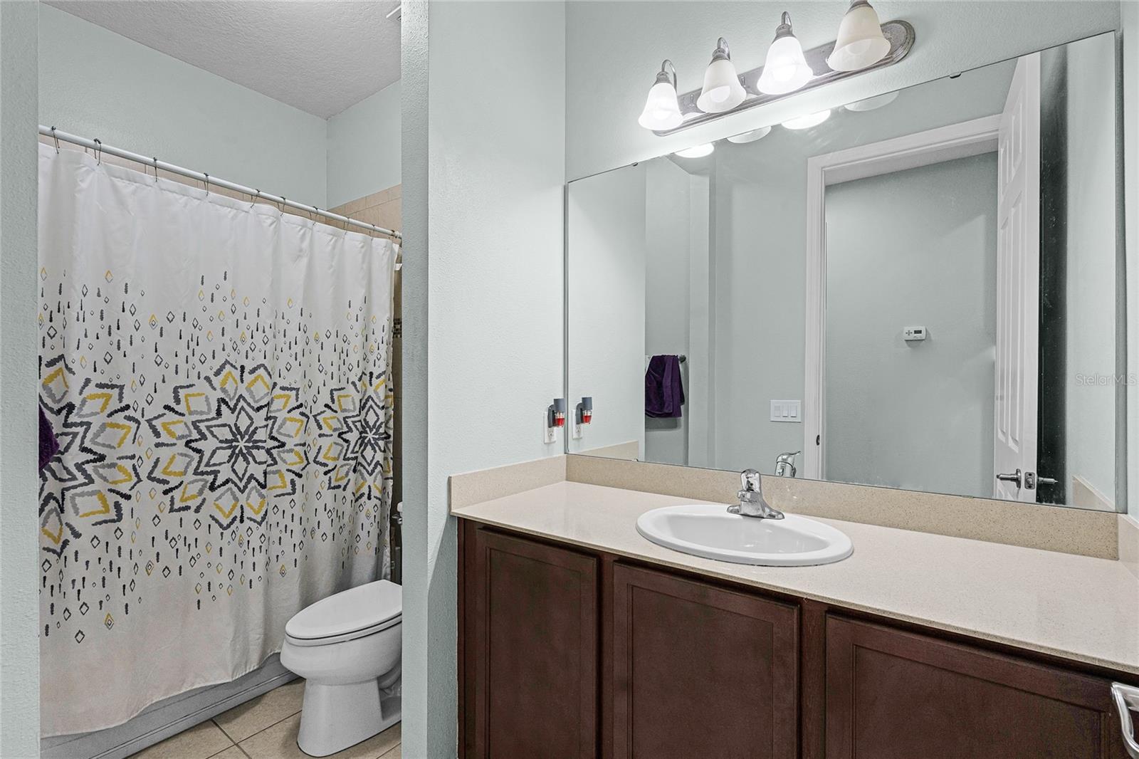 Image 29 of 70 For 3881 Shoreside Drive