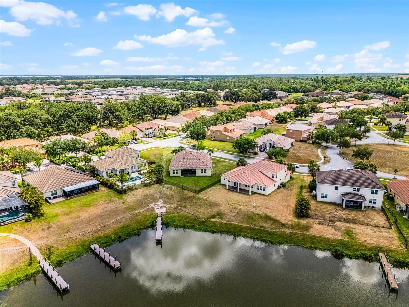 Image 39 of 70 For 3881 Shoreside Drive