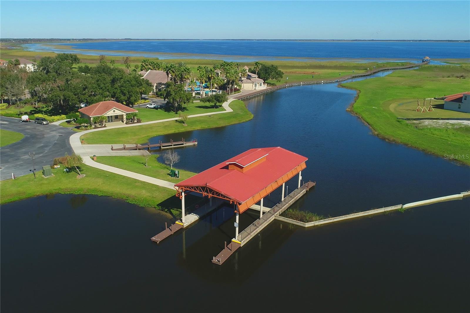 Image 46 of 70 For 3881 Shoreside Drive
