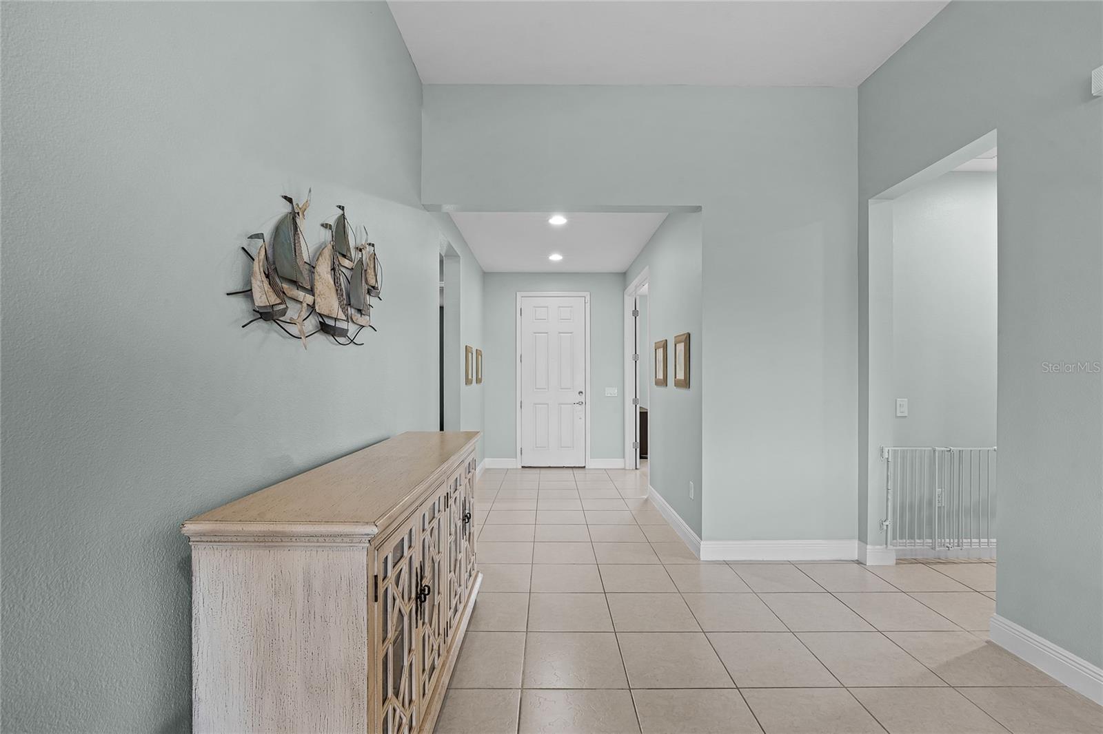 Image 6 of 70 For 3881 Shoreside Drive
