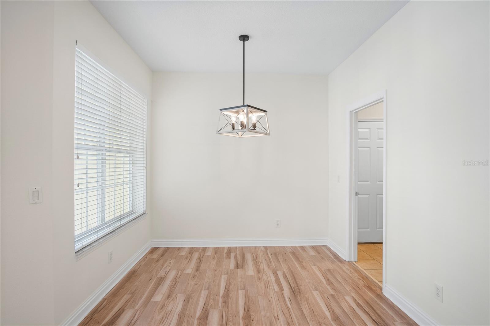 Listing photo id 9 for 1115 Mosaic Drive